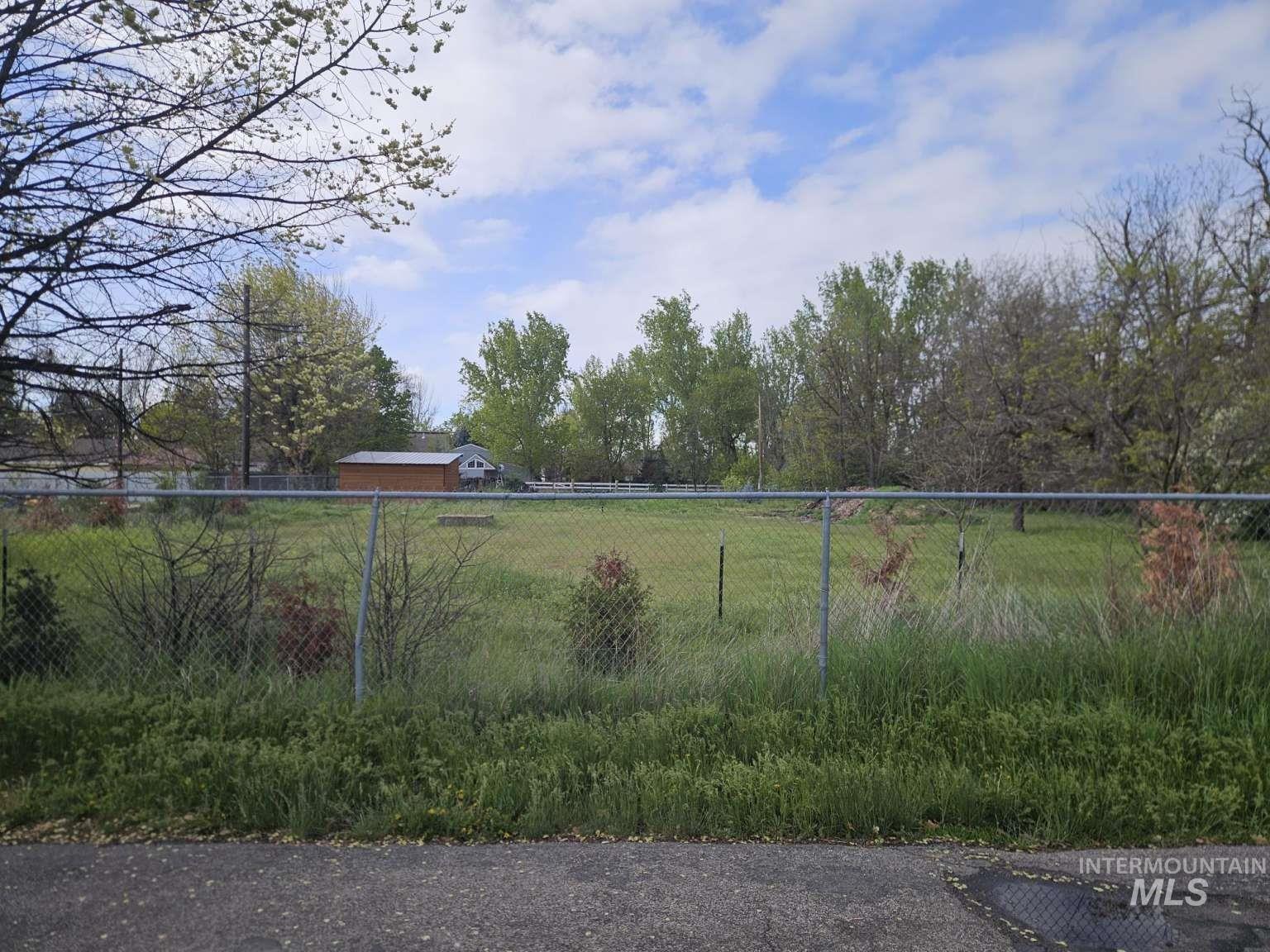 11423 W Arch St Property Photo 5
