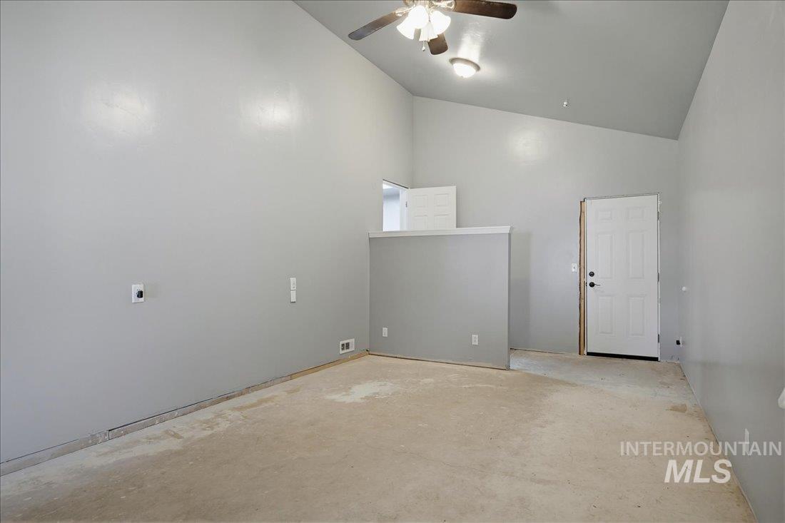 20602 Academy Rd Property Photo 23