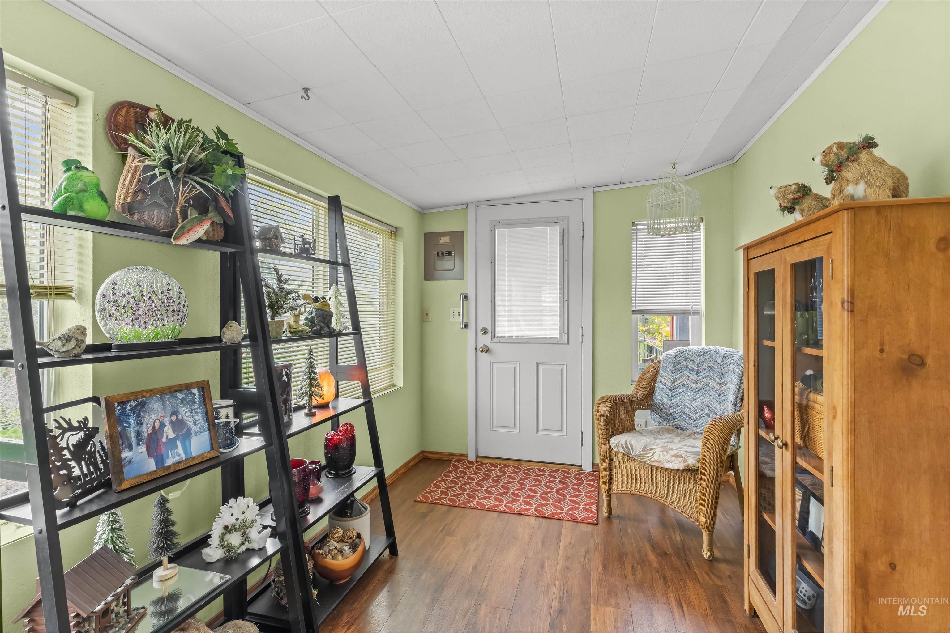 27535 Garden Gulch Road Property Photo 8
