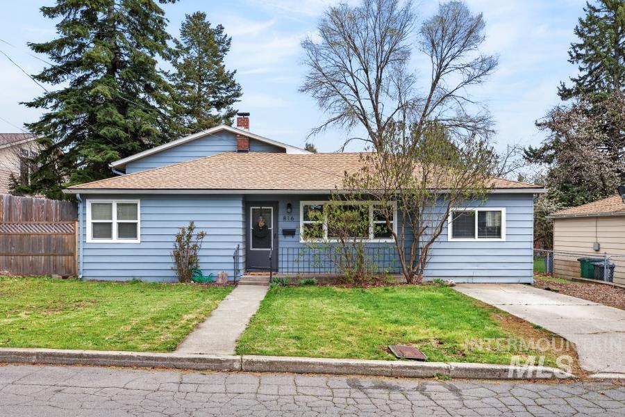 816 S Lynn Property Photo 2