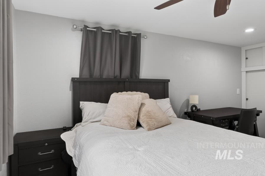 816 S Lynn Property Photo 33