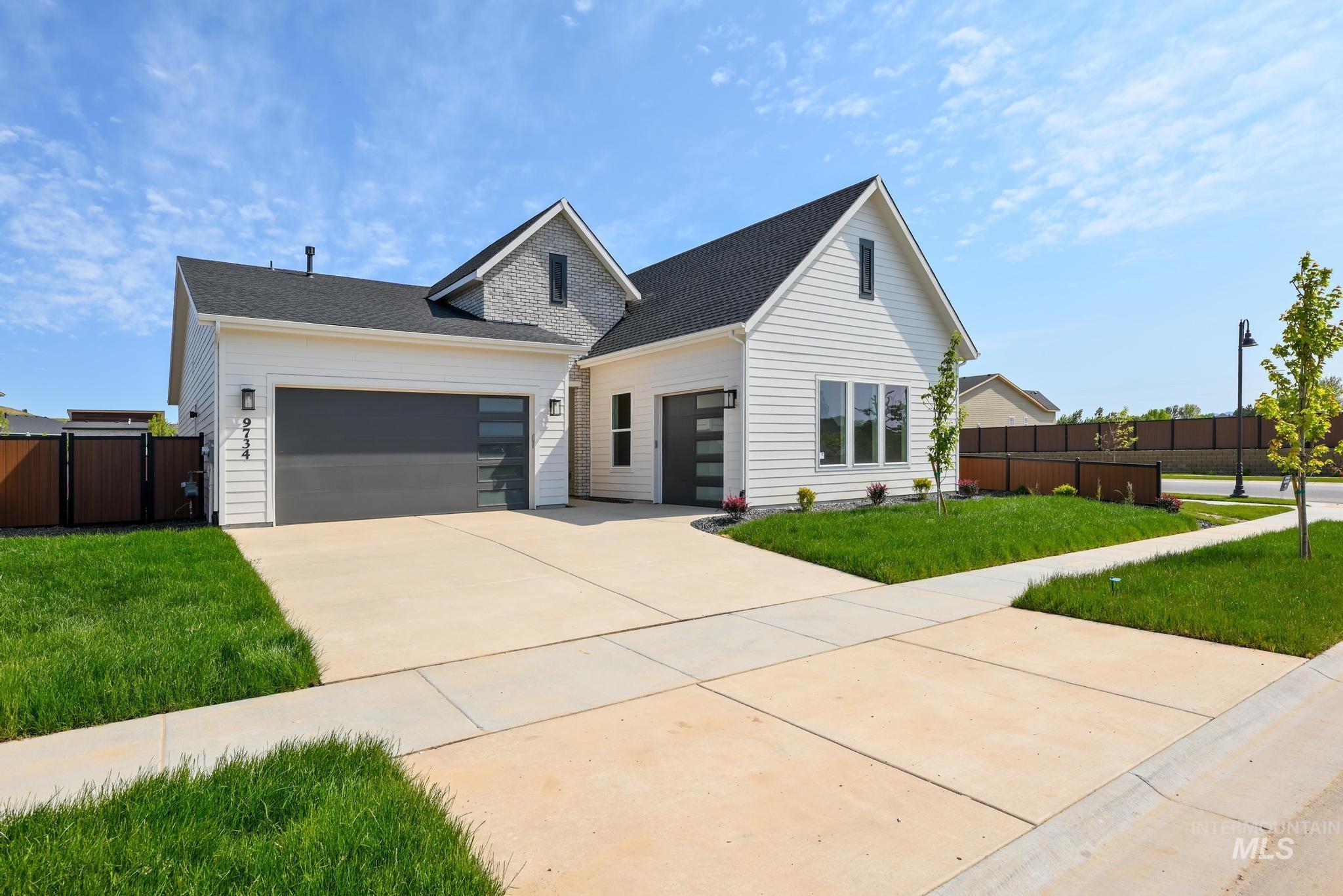 10883 W Wellness St Property Photo 1