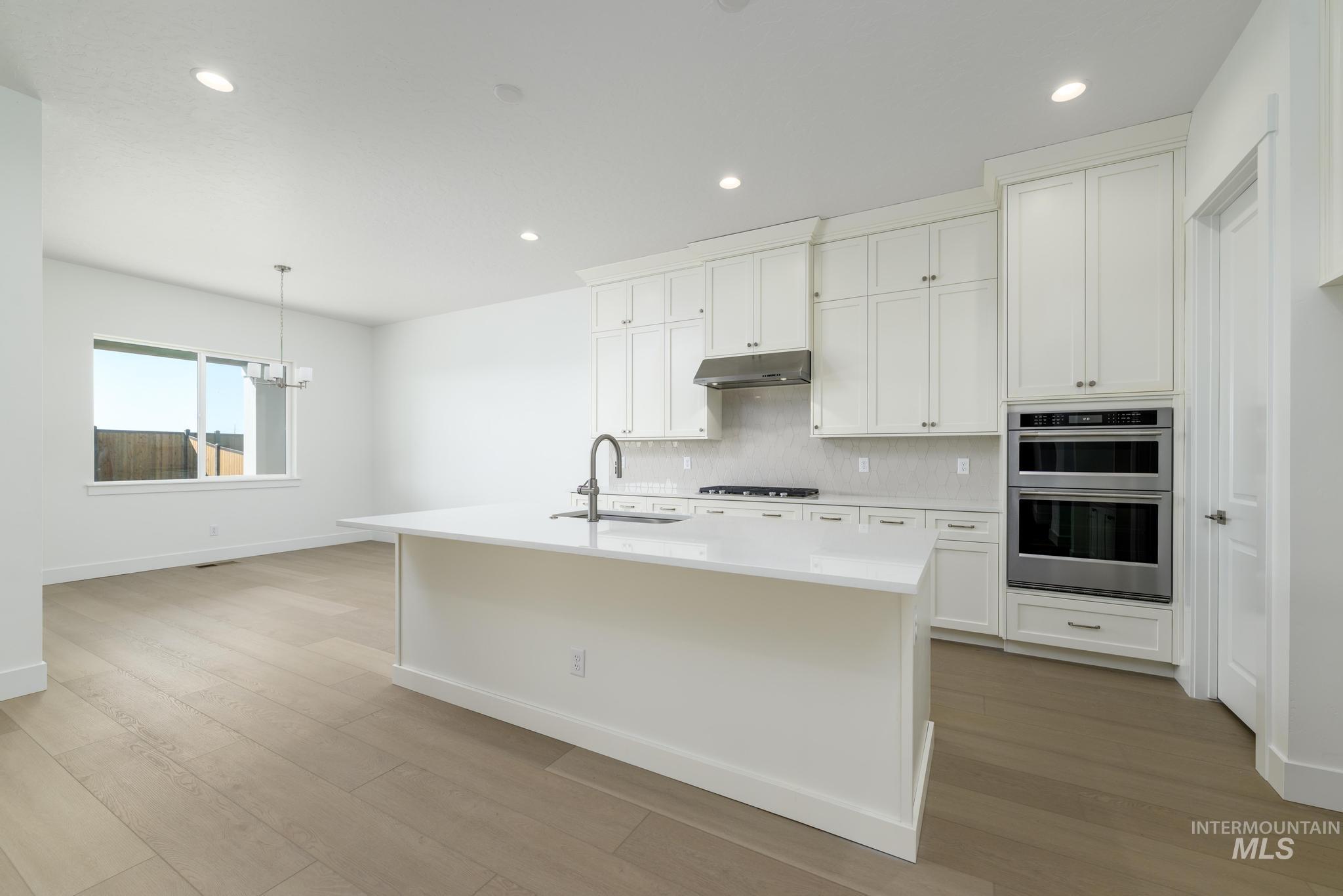 10883 W Wellness St Property Photo 8