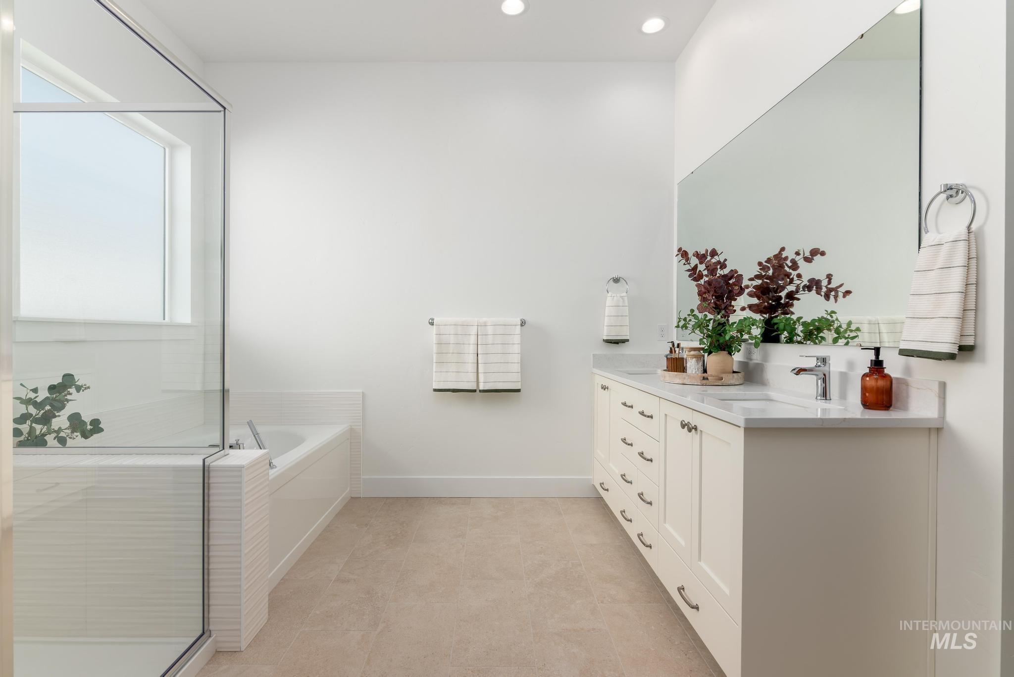 14689 Serenity Point St Property Photo 21