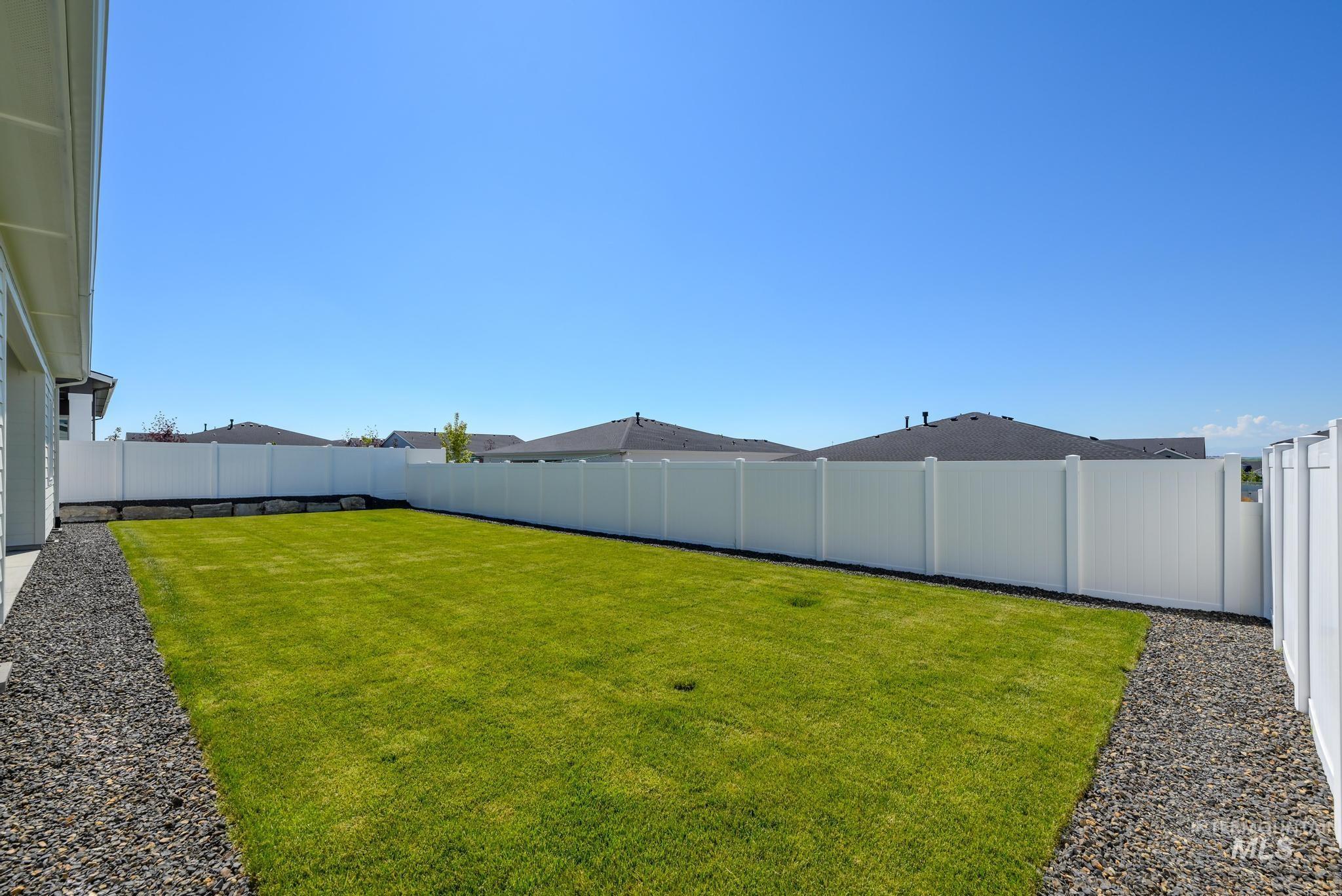 14689 Serenity Point St Property Photo 32