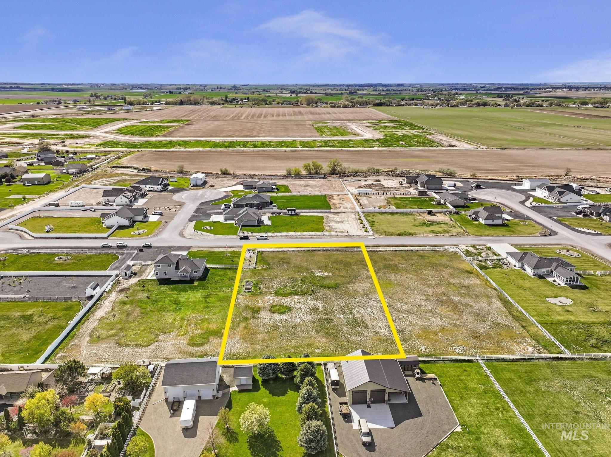 3738 N 2469 E Property Photo 2