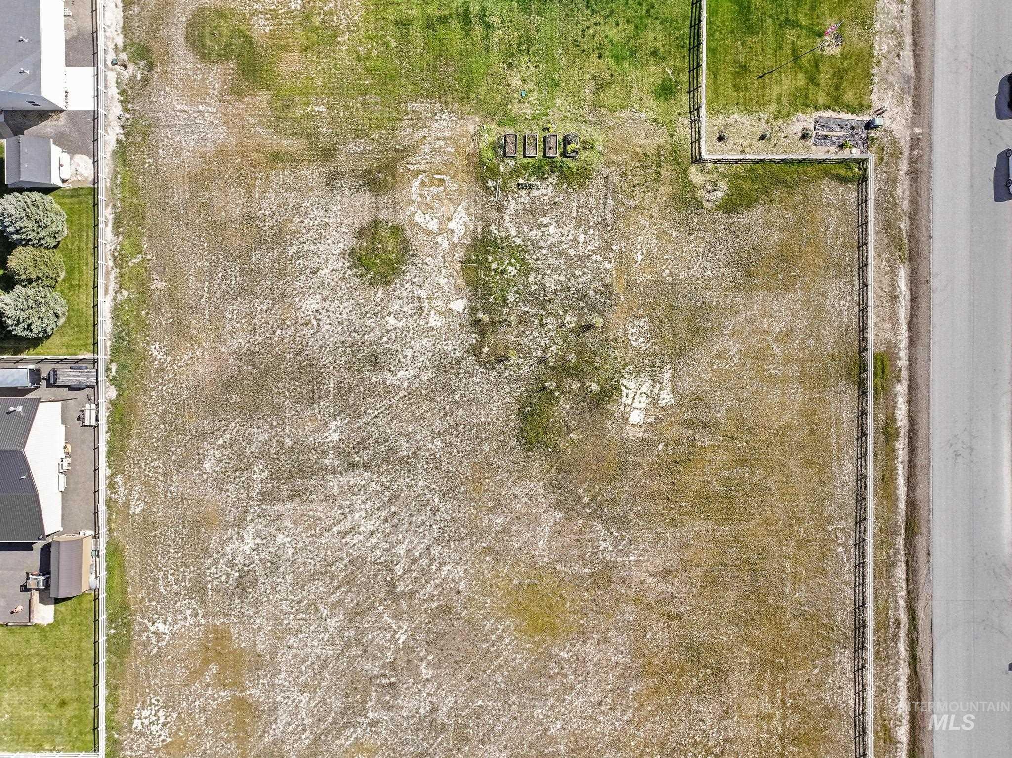 3738 N 2469 E Property Photo 9