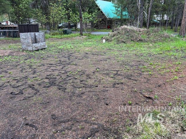 1702 Pine Circle Property Photo 3