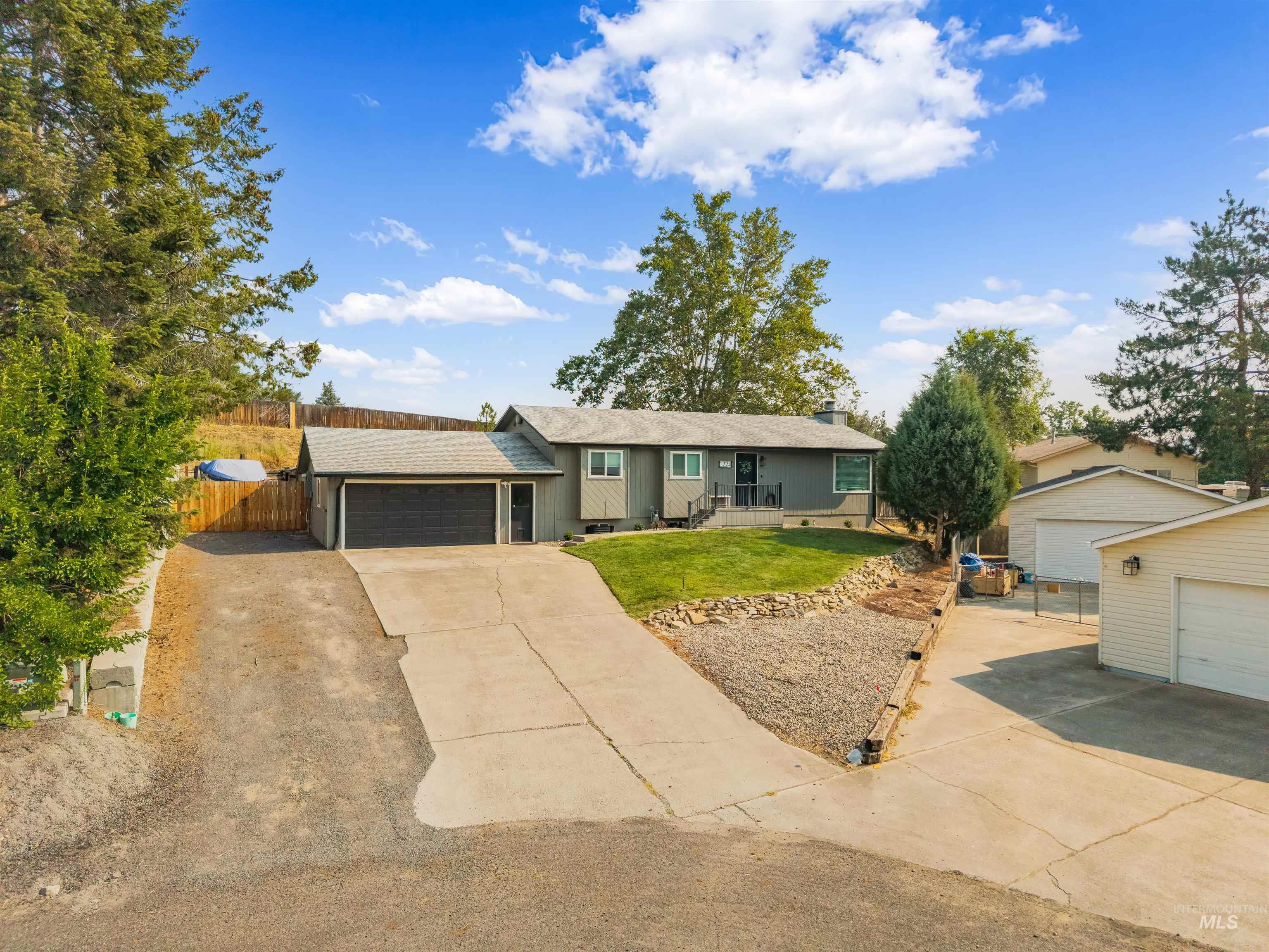 1224 Toby Court Property Photo 1
