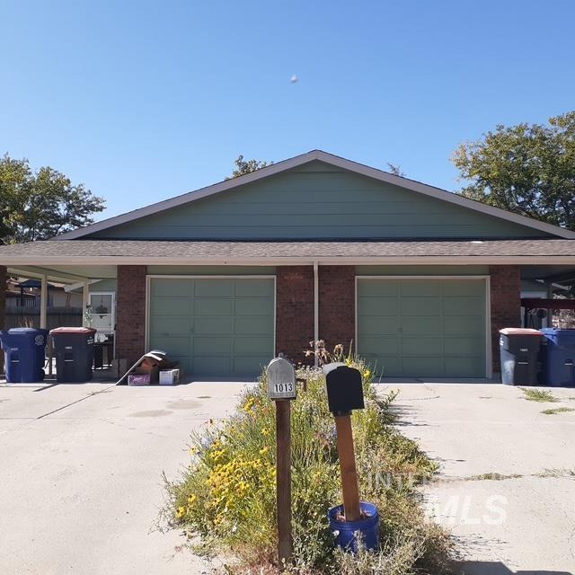 1013/1017 Lemhi Cir Property Photo 1