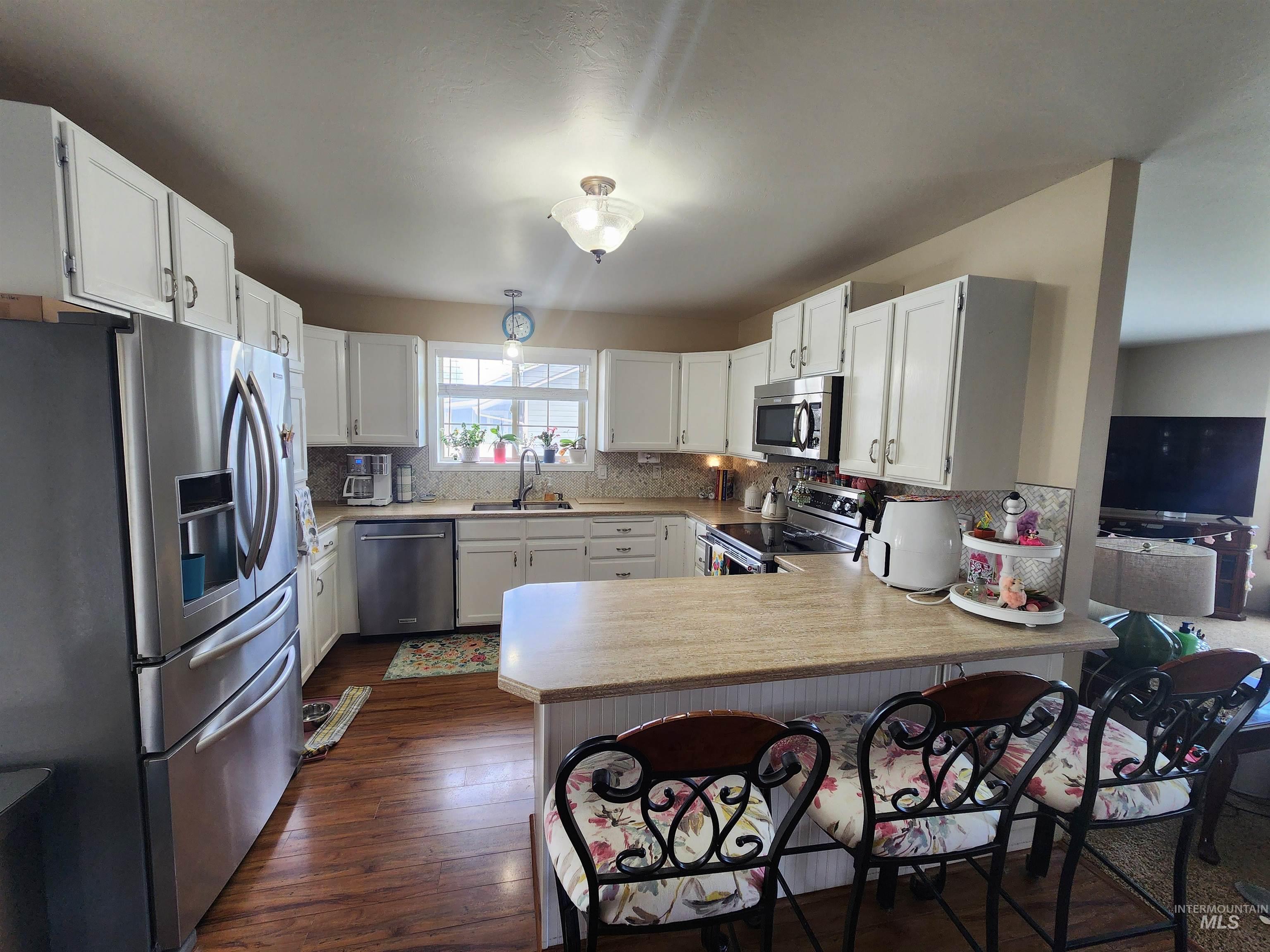 350 N Burton Property Photo 10