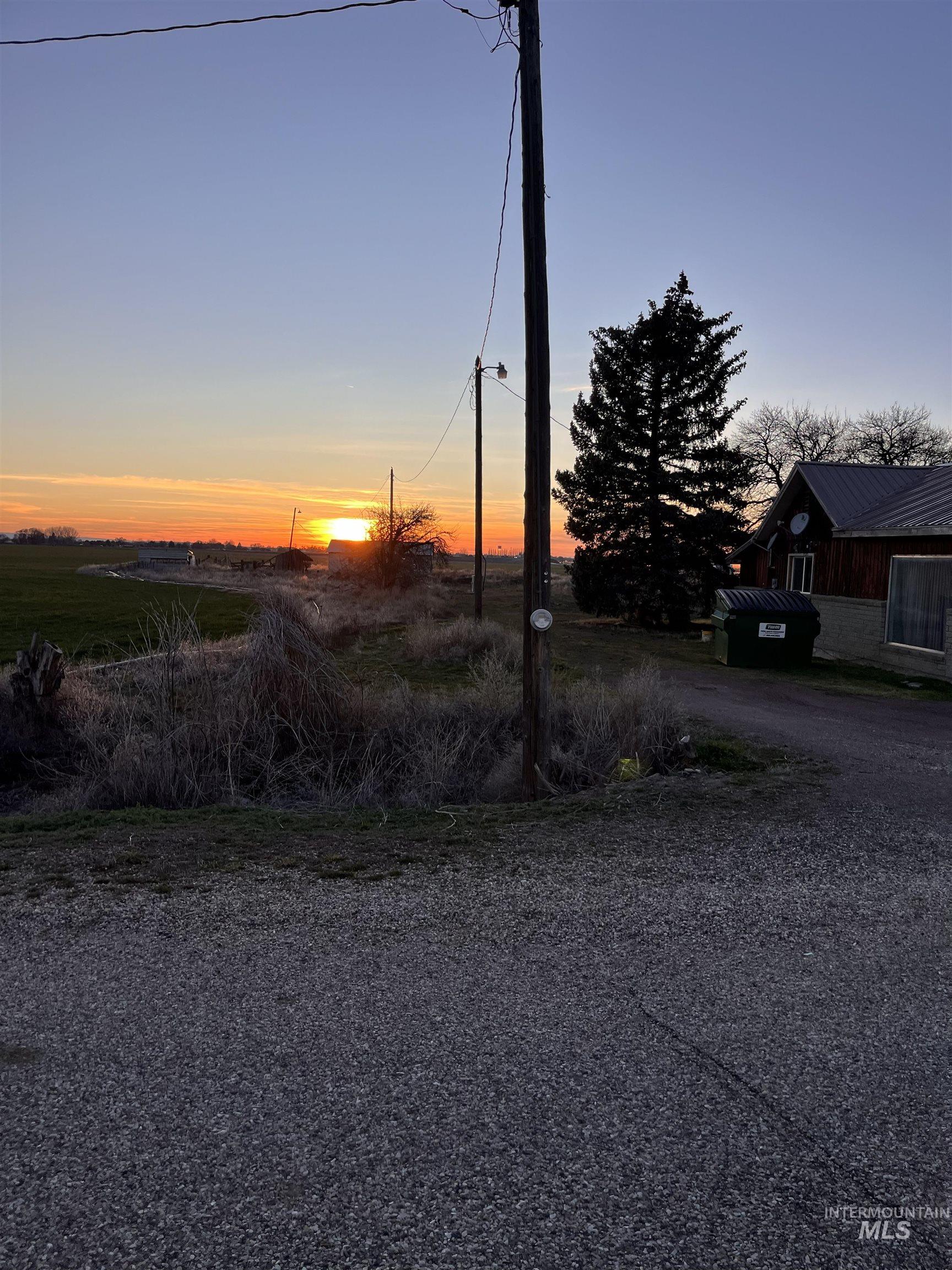 244 N 950 E Property Photo 9
