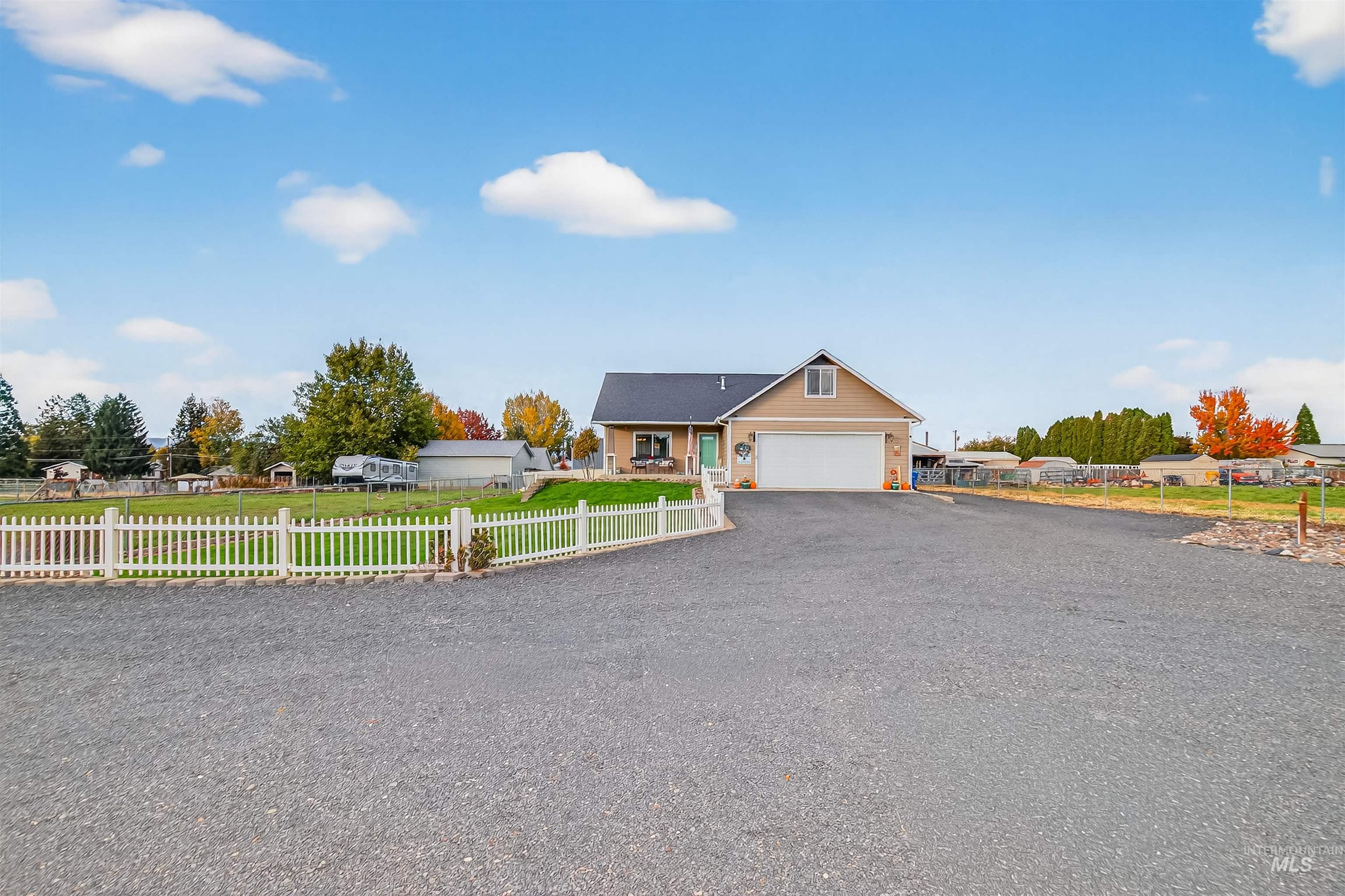 1827 Grelle Ave Property Photo 4