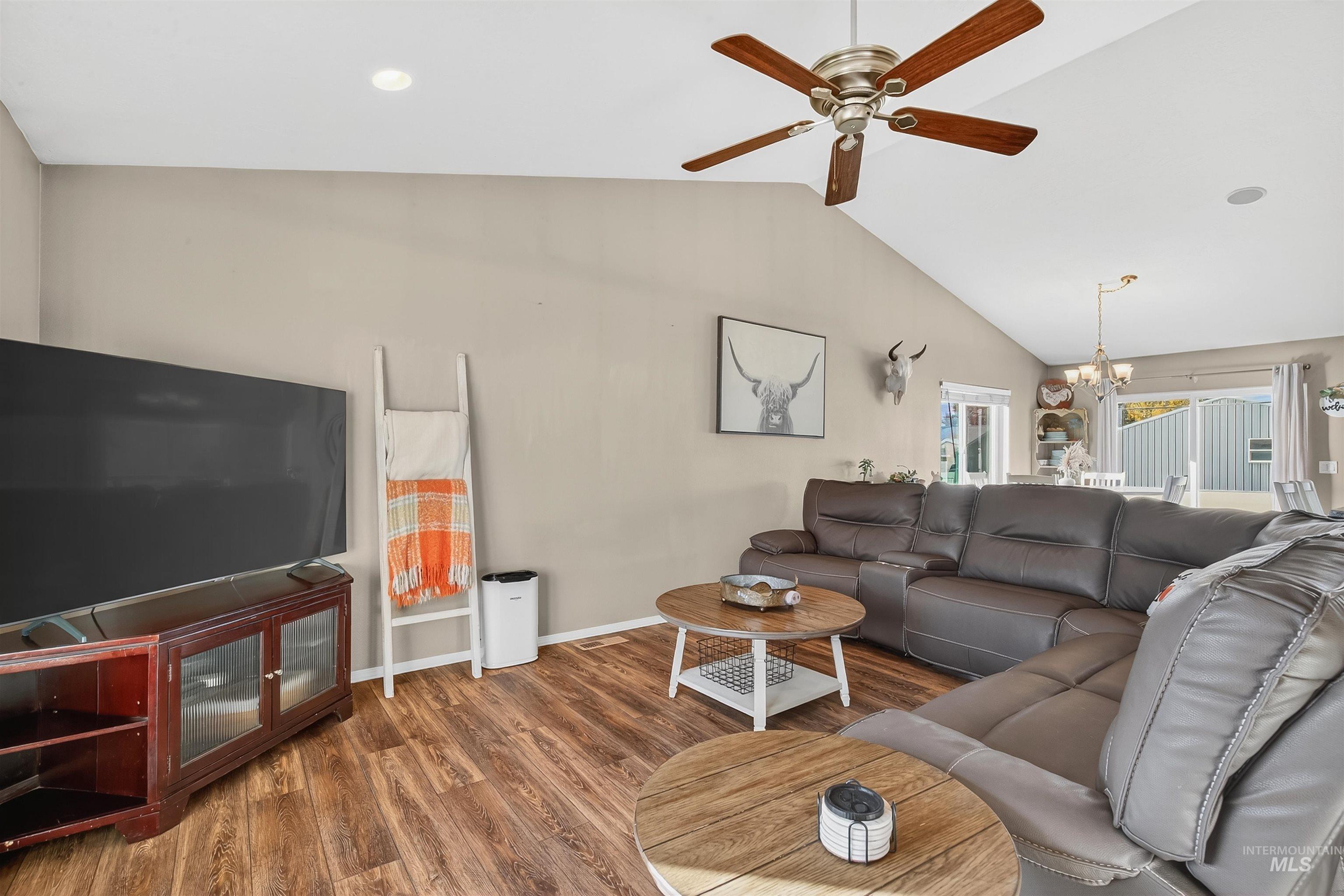 1827 Grelle Ave Property Photo 7