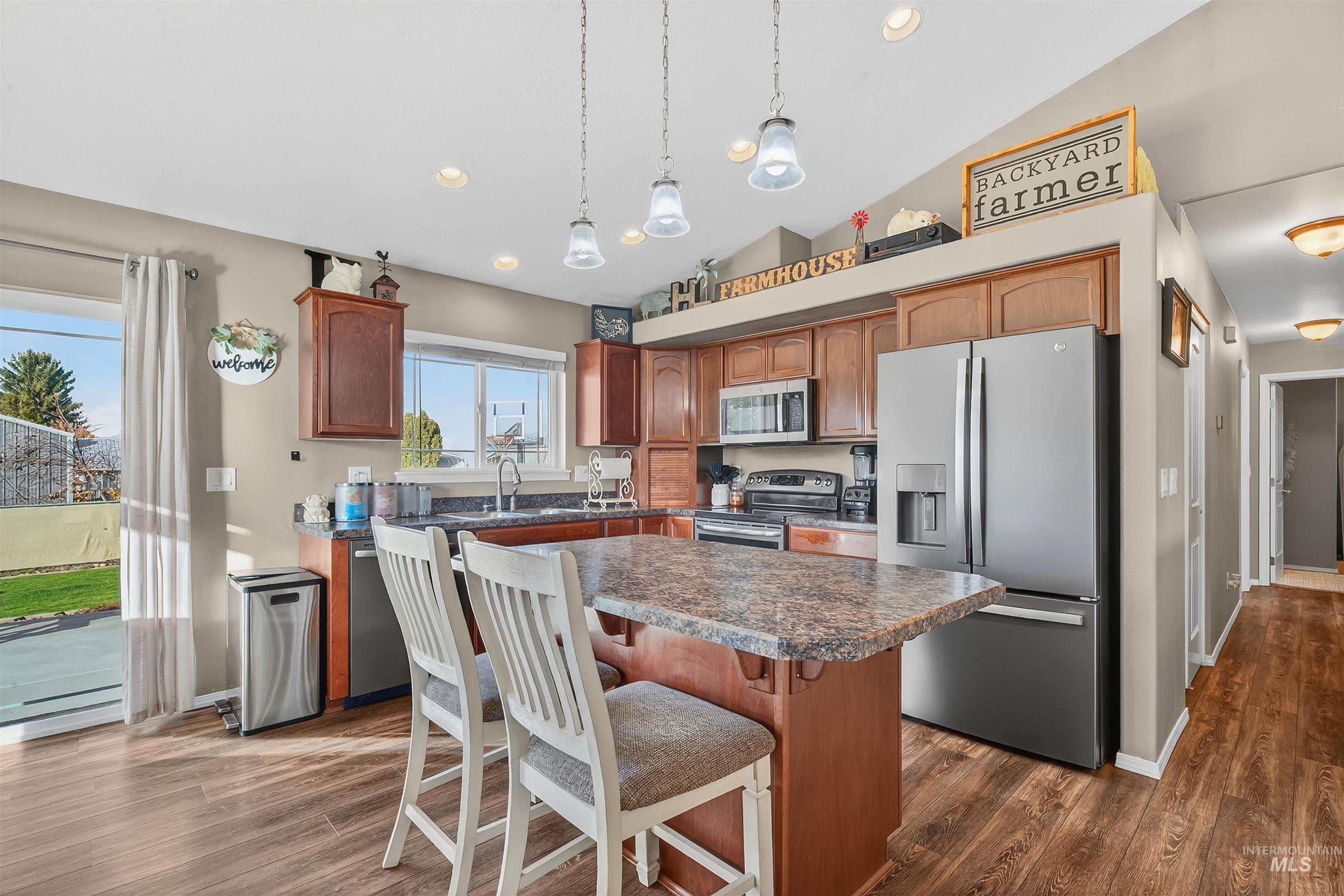 1827 Grelle Ave Property Photo 16
