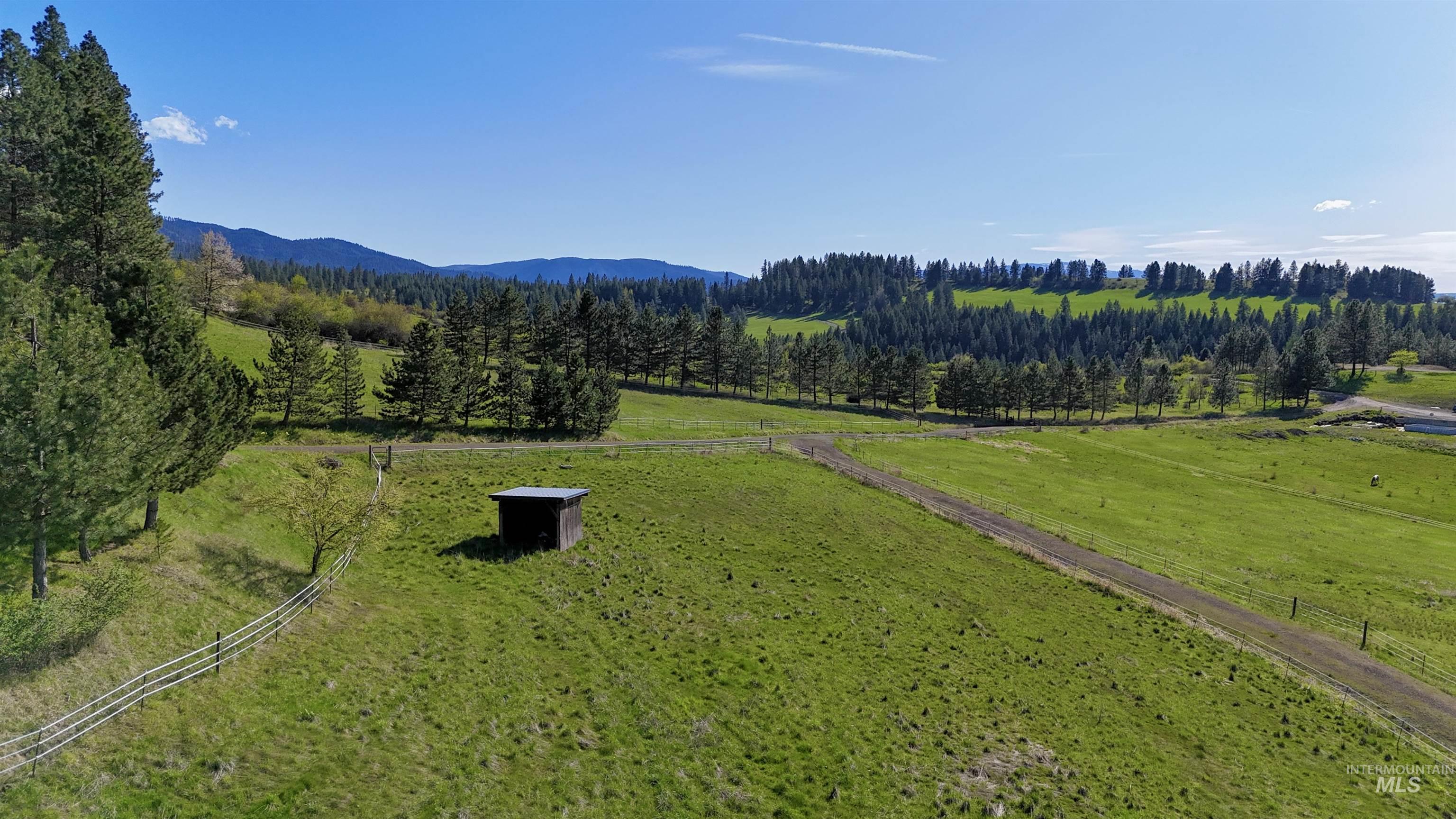 263 Sill Creek Rd. Property Photo 9