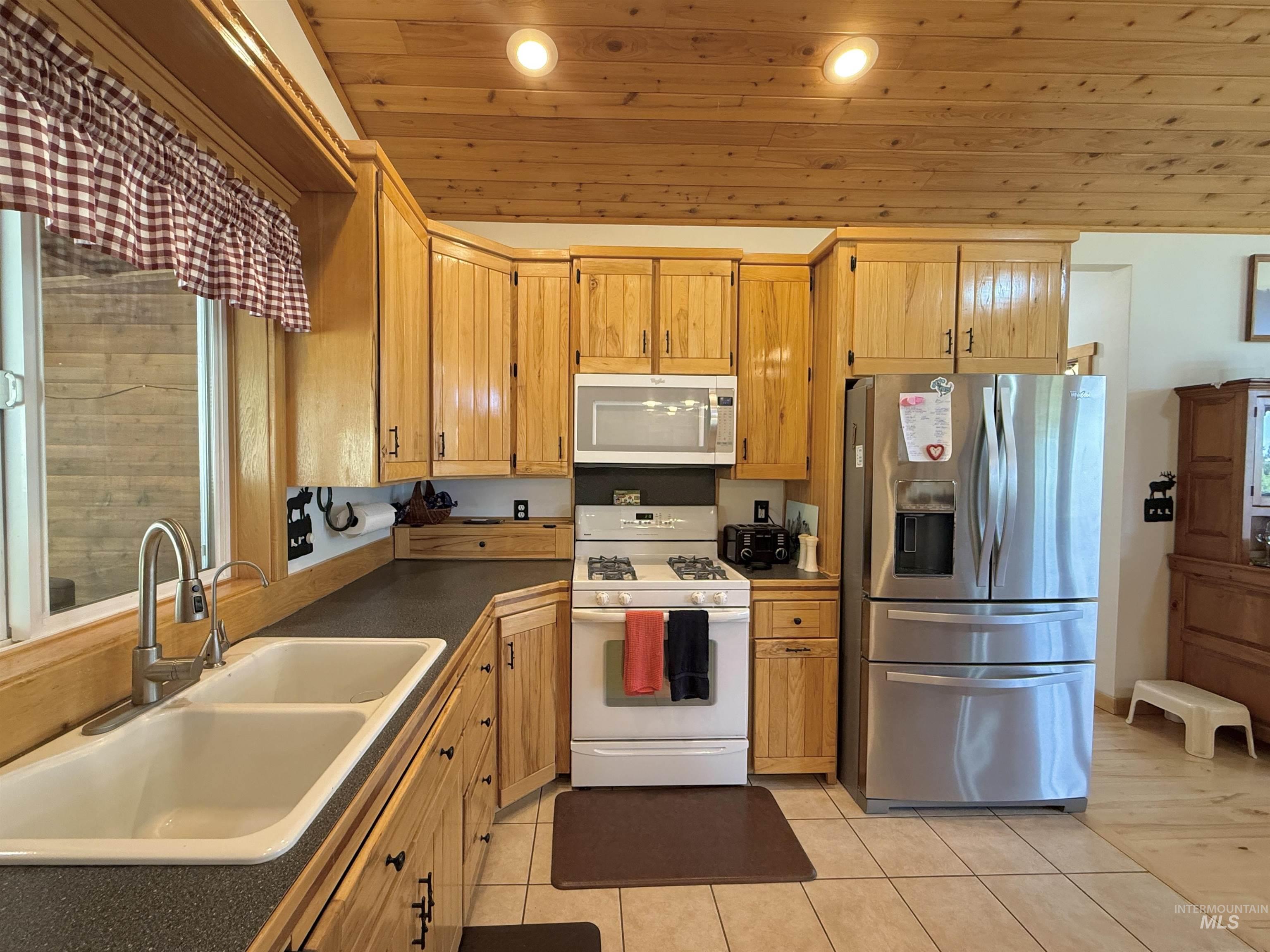 263 Sill Creek Rd. Property Photo 28
