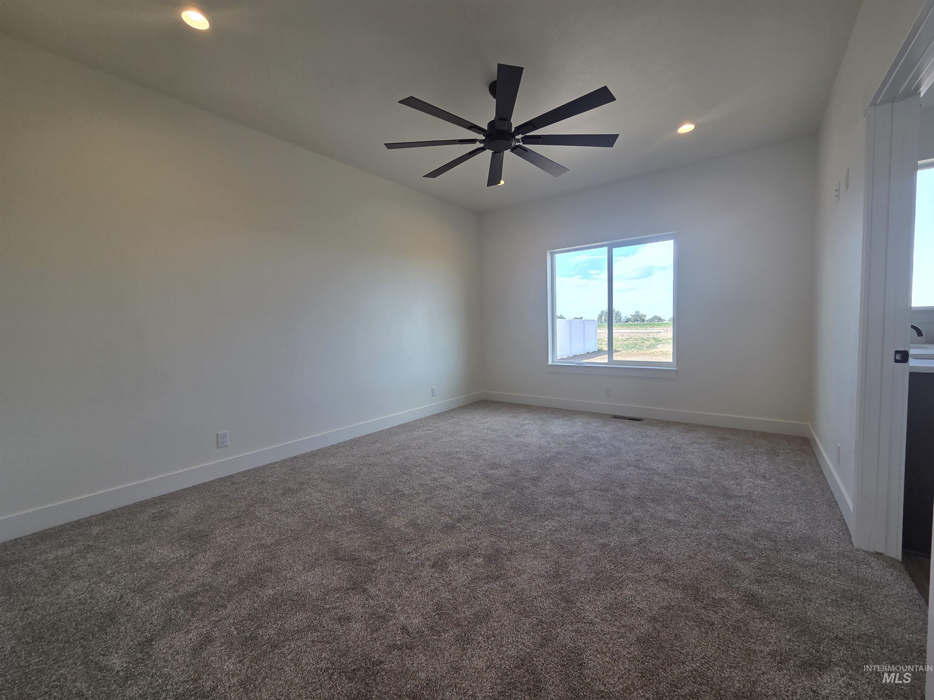 1117 Moss Avenue Property Photo 12
