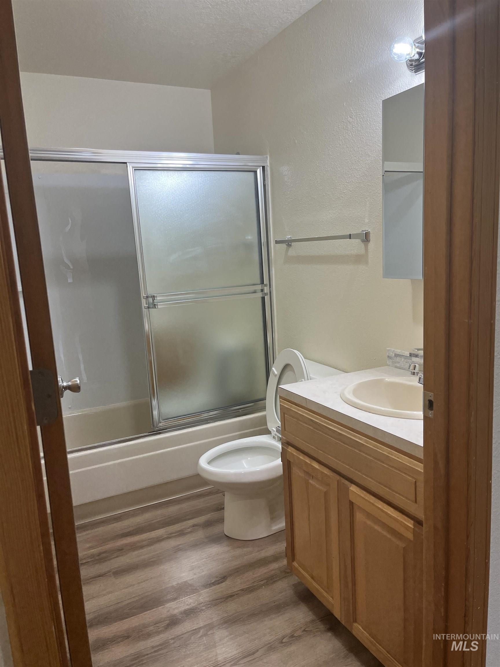 2132 S Gekeler Property Photo 10