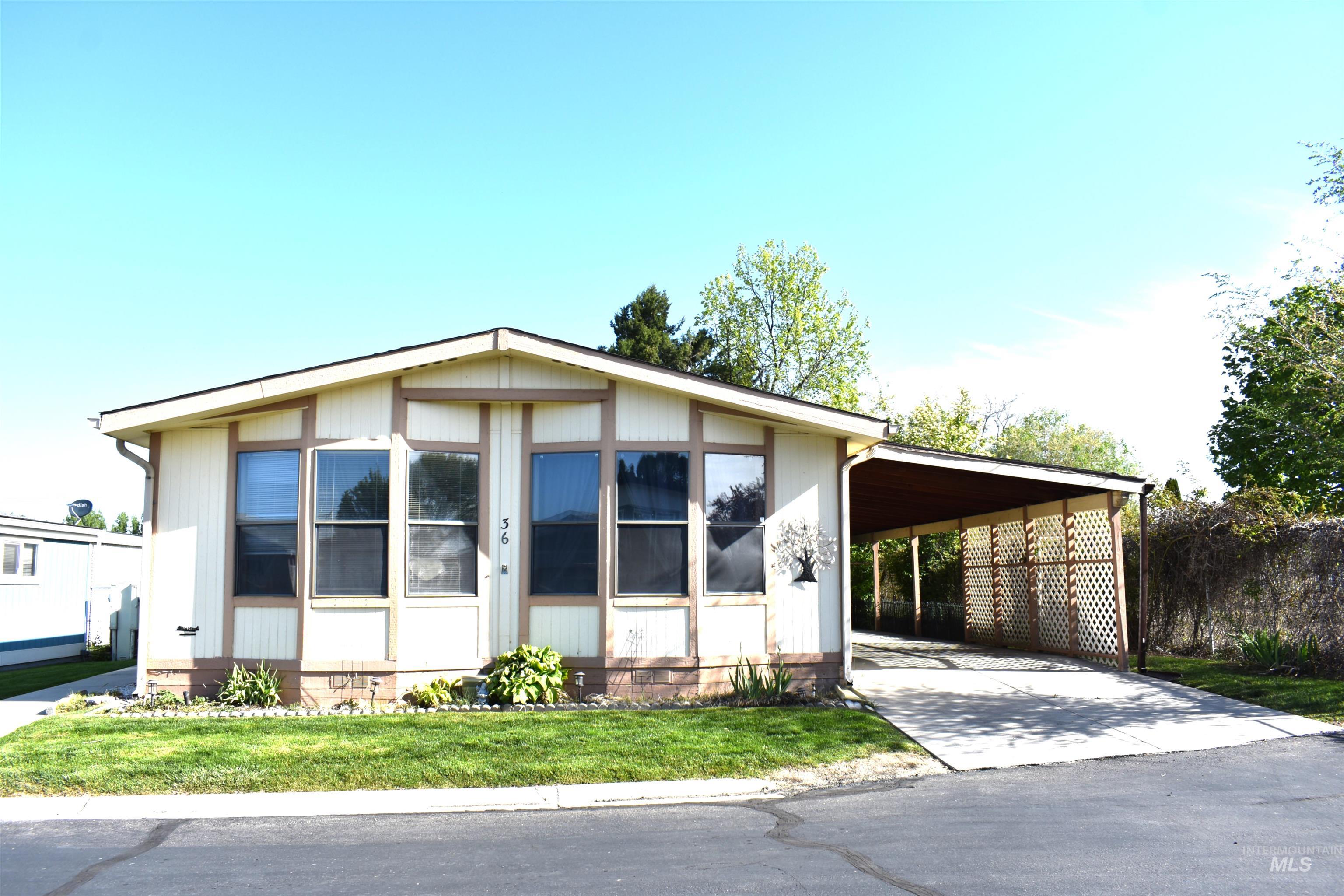 1907 W Flamingo Ave Property Photo 1