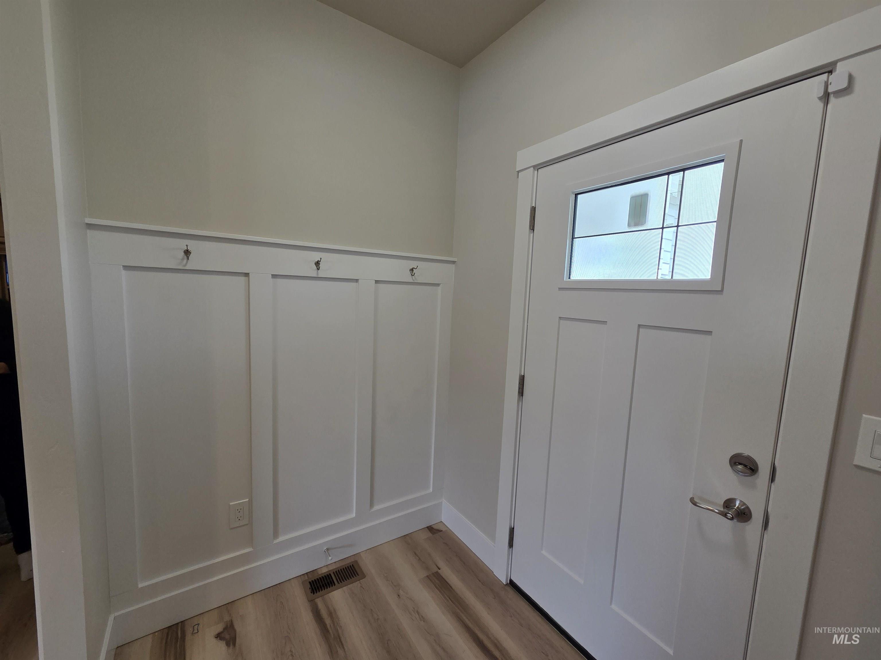2440 Lotus Ave Property Photo 13