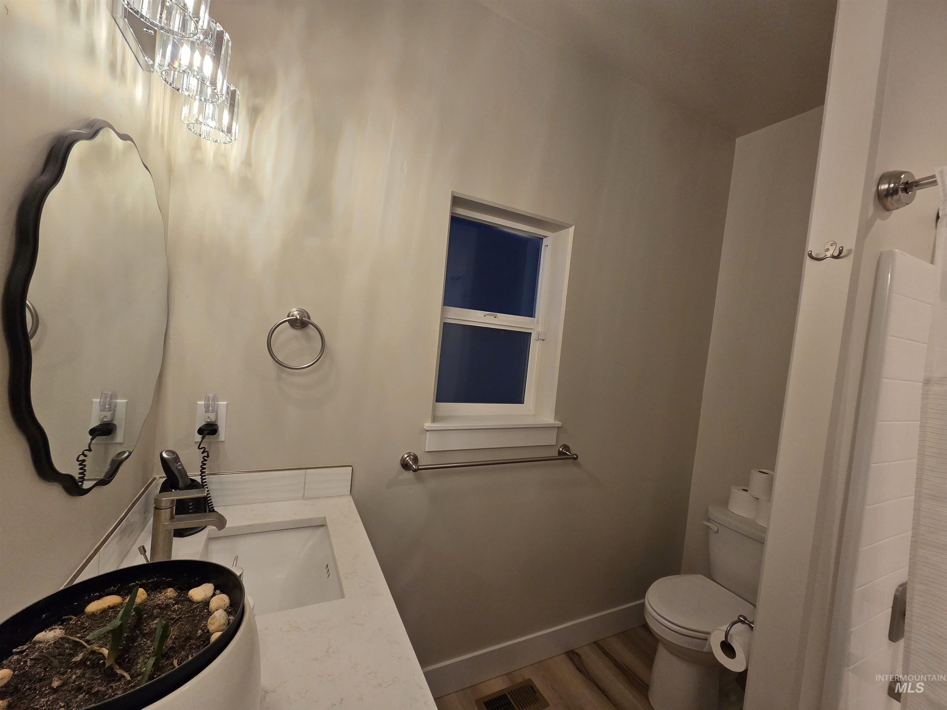 2440 Lotus Ave Property Photo 26