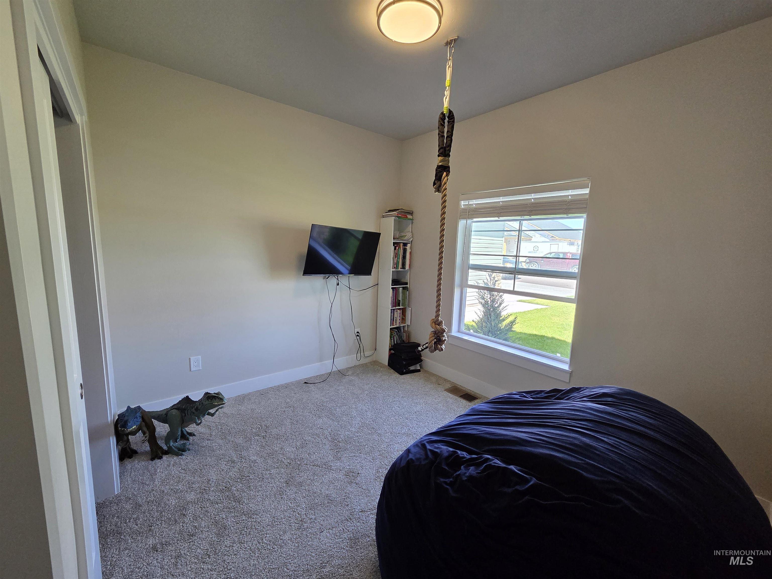 2440 Lotus Ave Property Photo 30