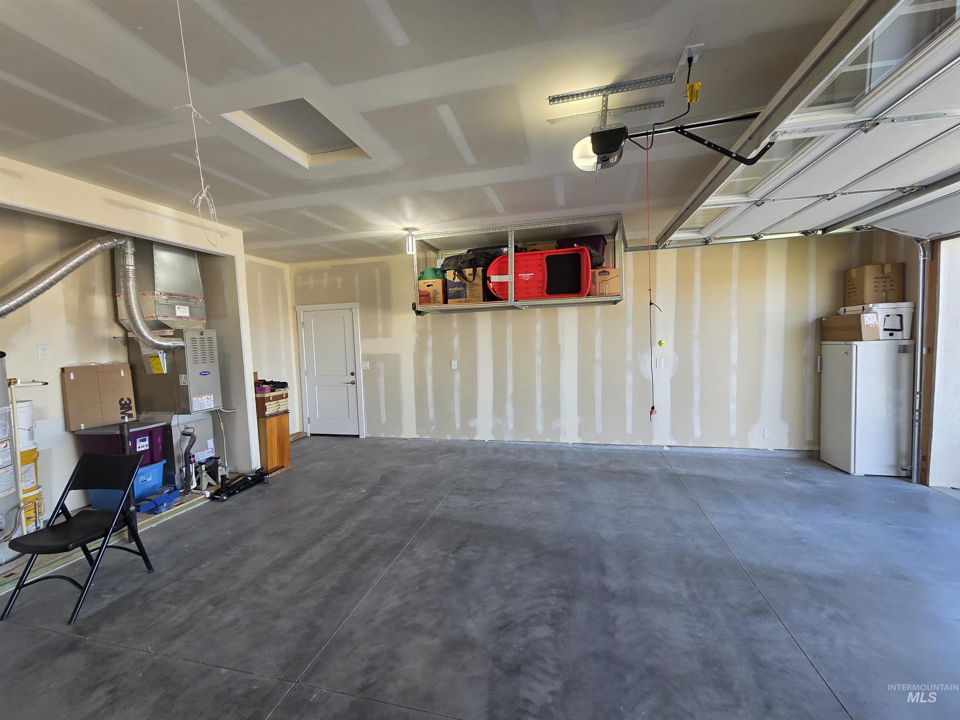 2440 Lotus Ave Property Photo 43