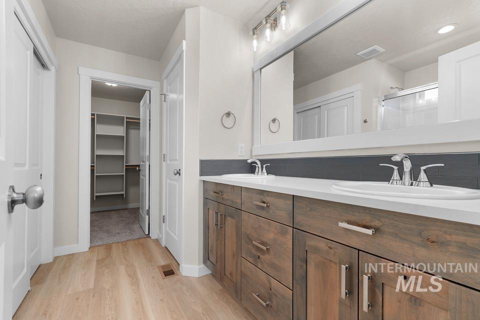 522 Bobcat St. Property Photo 34