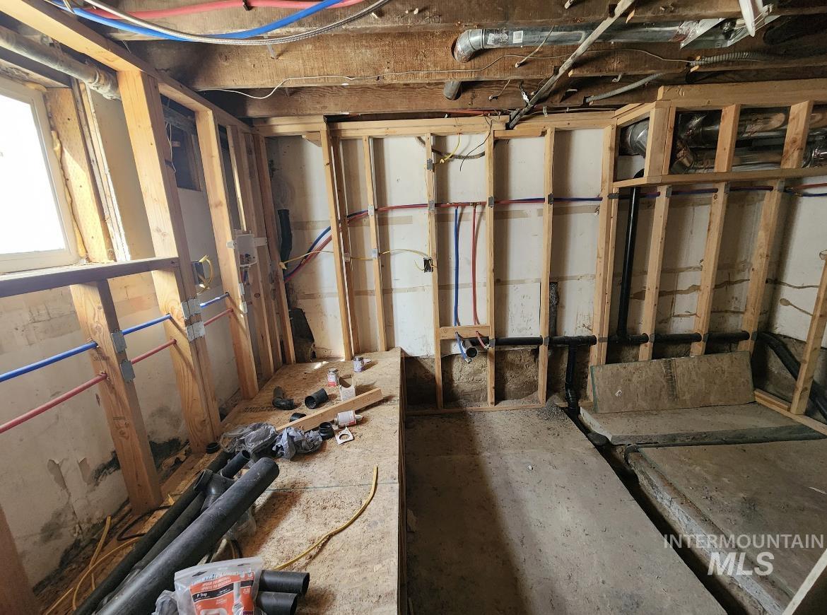 336 2nd Ave N Property Photo 17