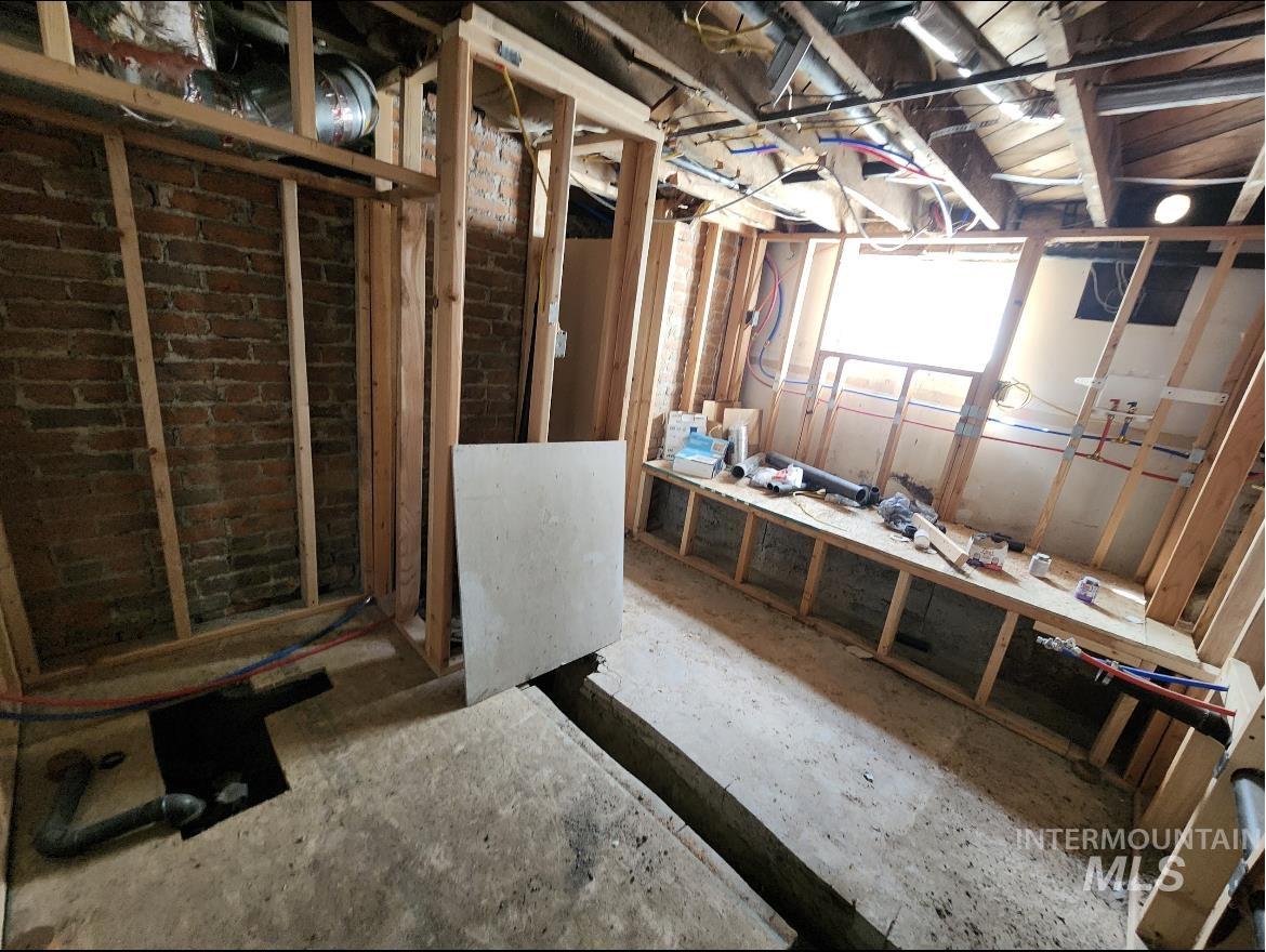 336 2nd Ave N Property Photo 18