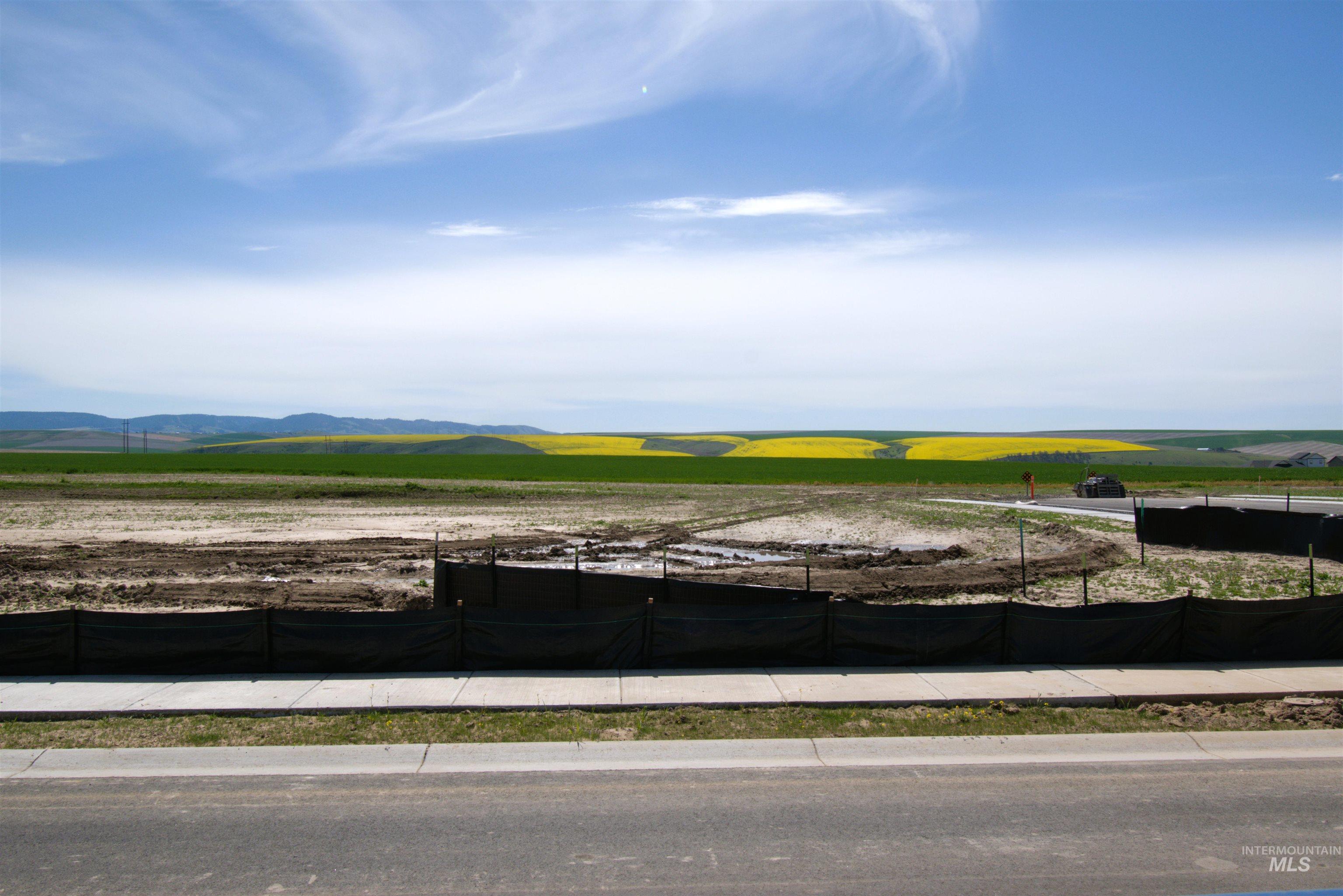 Lot 1 Block 8 Skyview Estates Phase Iv Property Photo 1