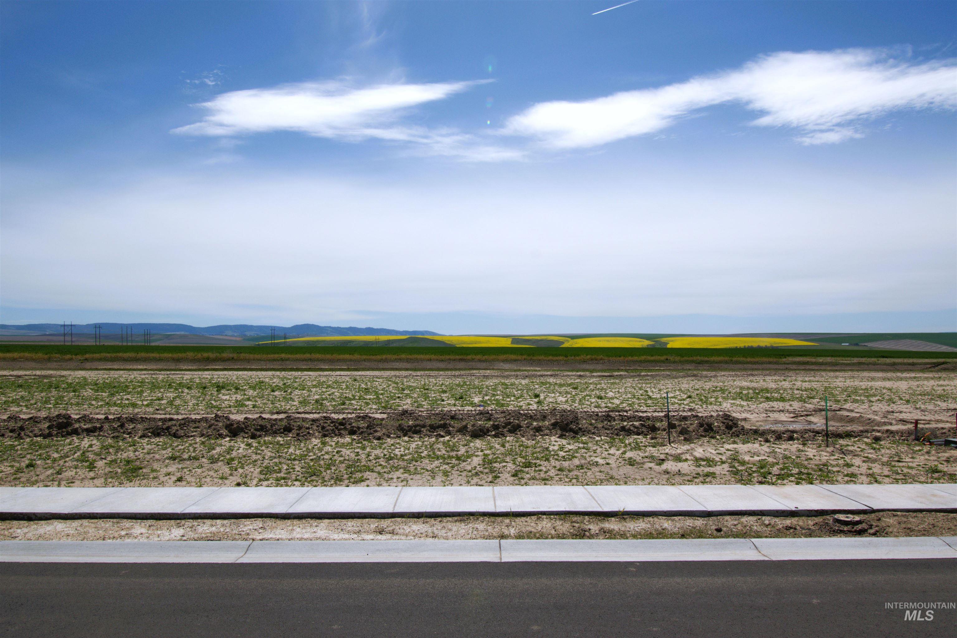 Lot 4 Block 8 Skyview Estates Phase Iv Property Photo 1