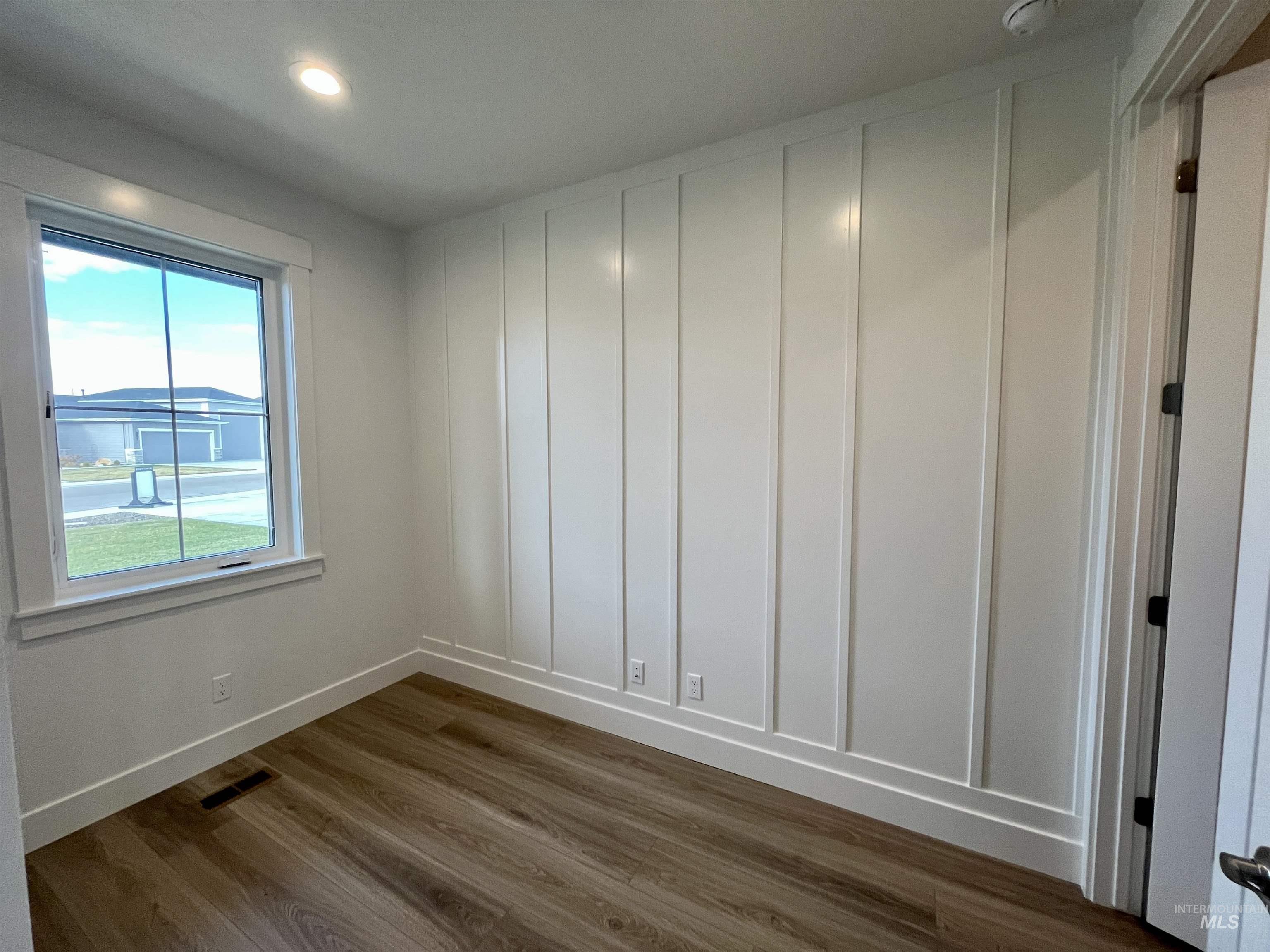 305 S Gearbox Way Property Photo 16