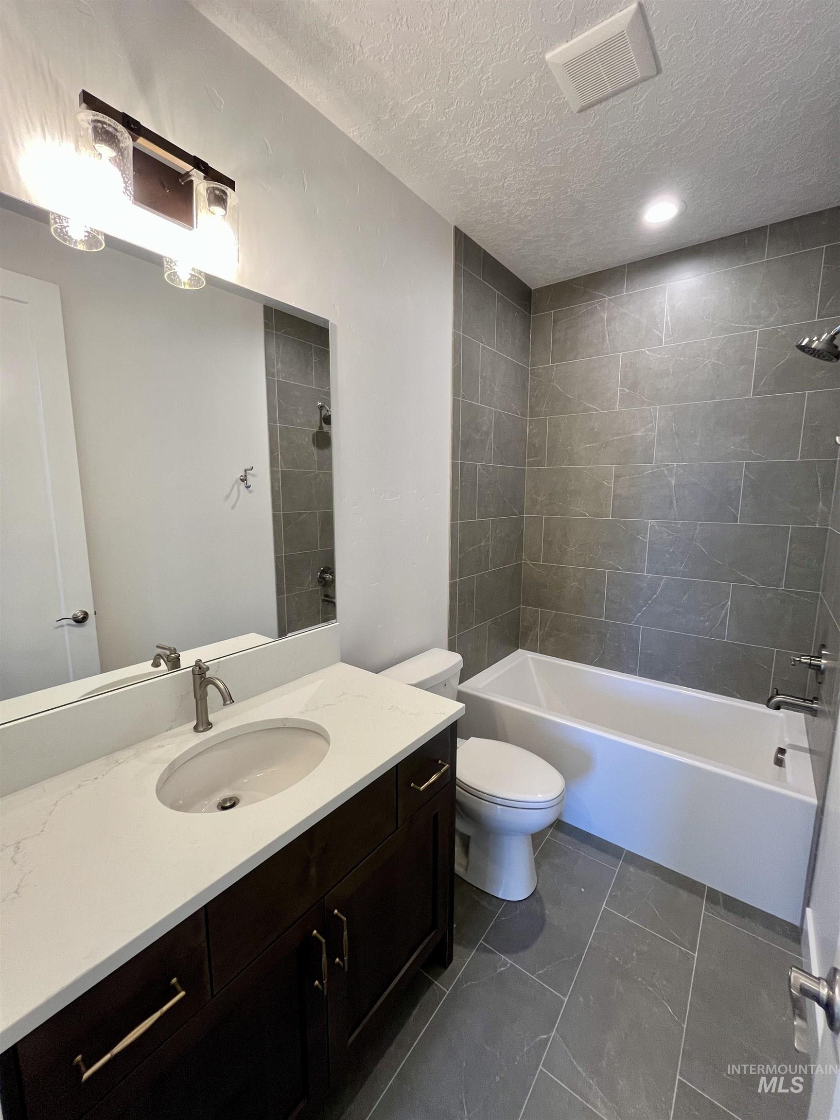 305 S Gearbox Way Property Photo 18