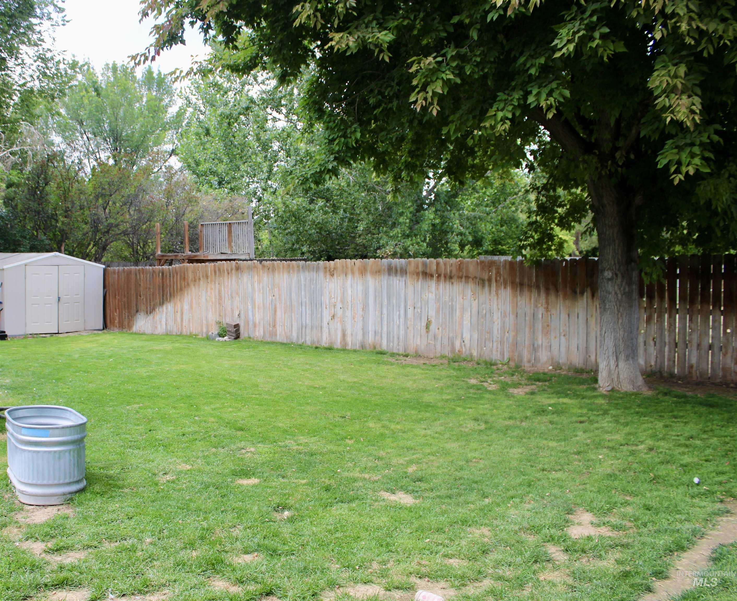 1413 Winterlane Property Photo 20