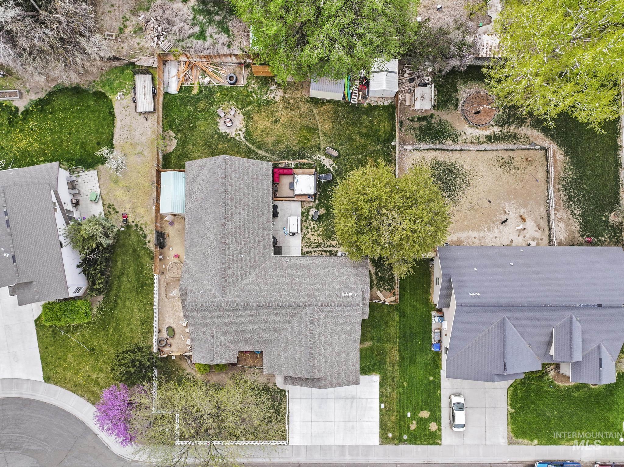 1413 Winterlane Property Photo 25