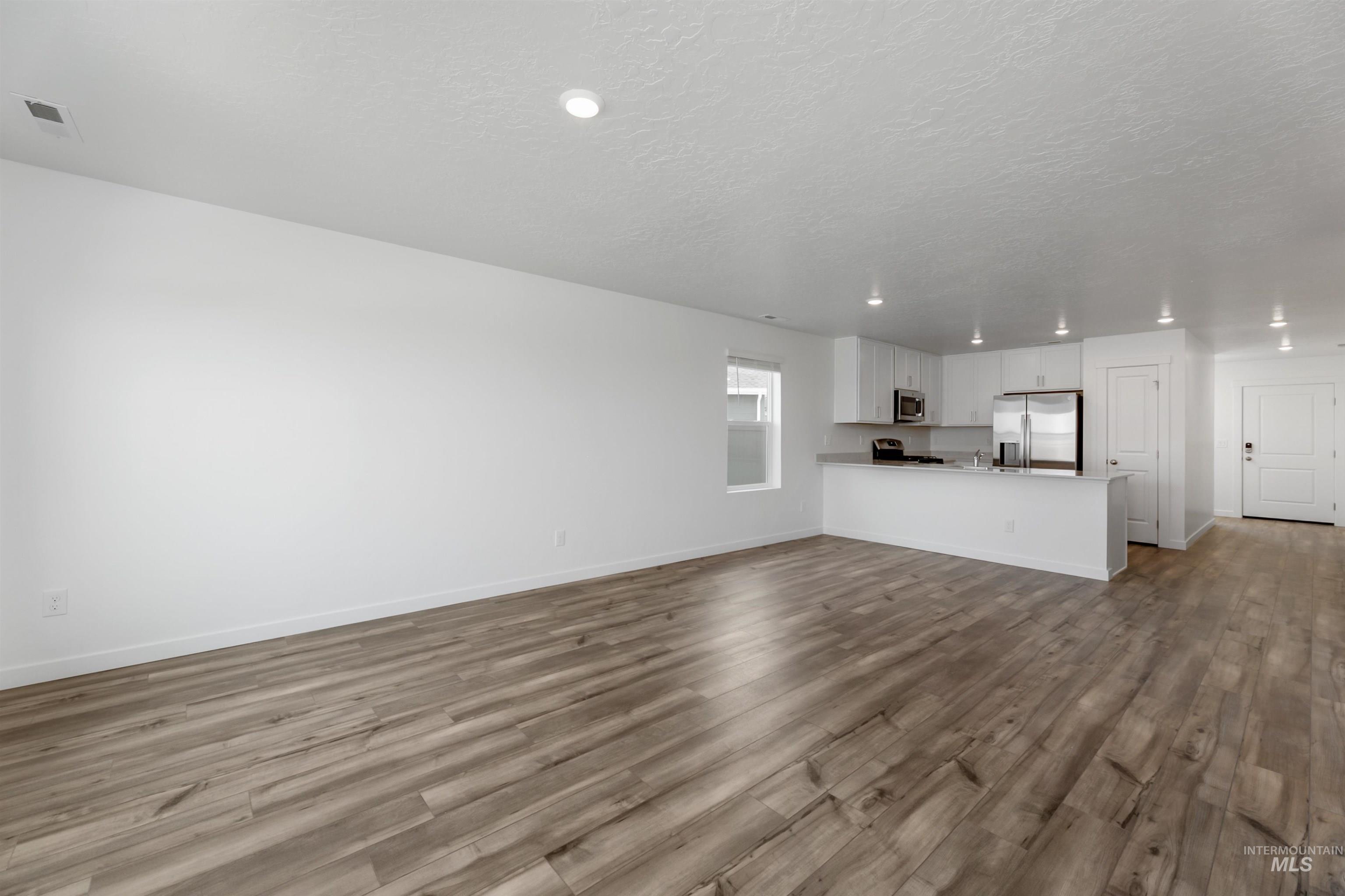 2474 W Bee Balm St Property Photo 11