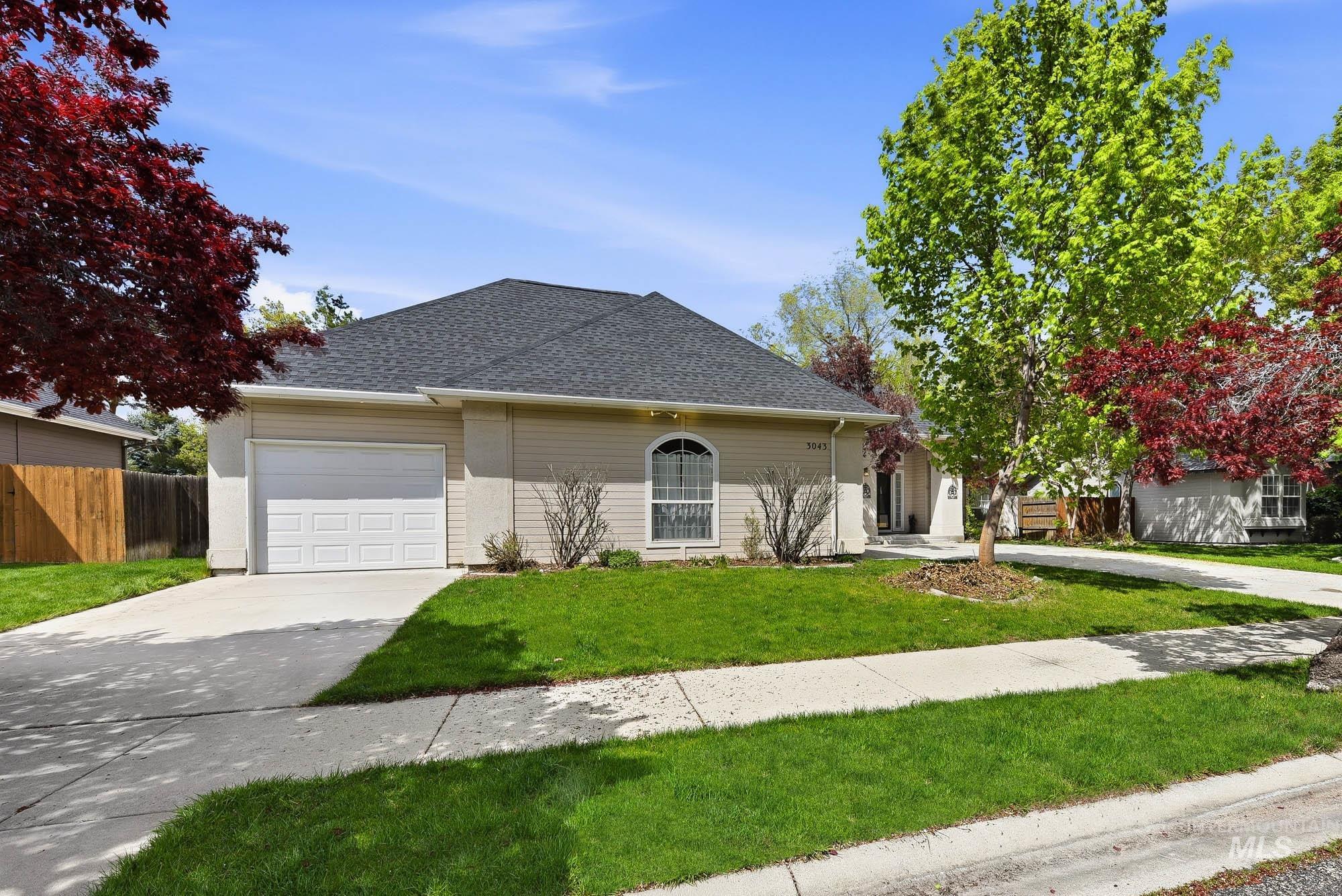 3043 S Slate Creek Way Property Photo 2