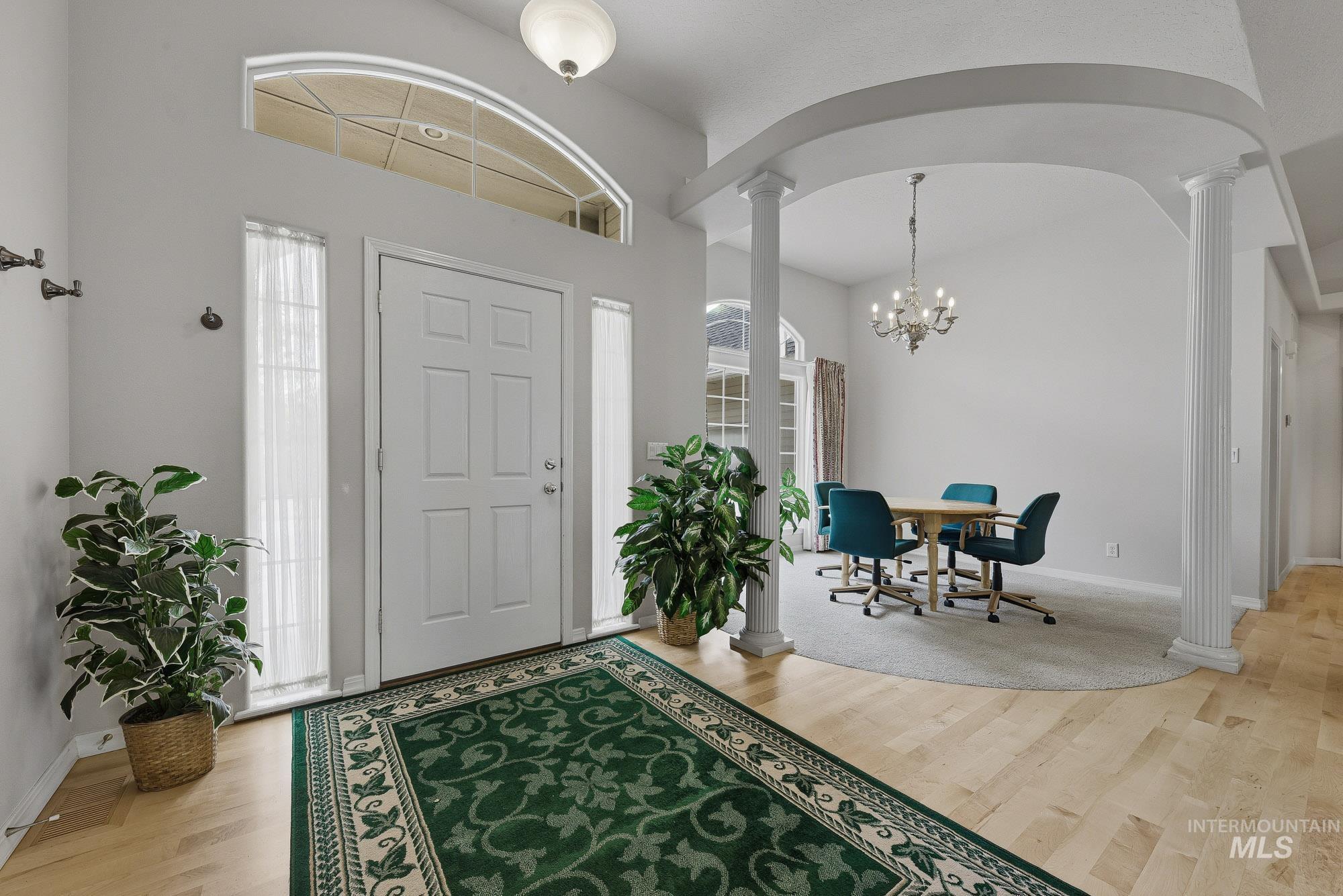 3043 S Slate Creek Way Property Photo 4