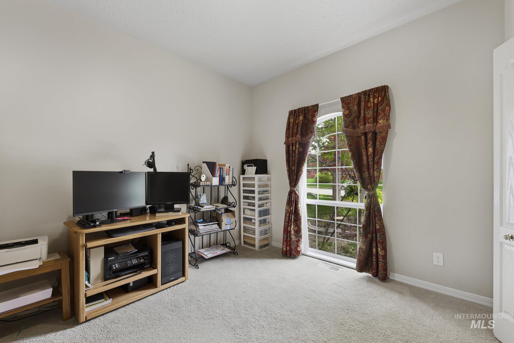3043 S Slate Creek Way Property Photo 27