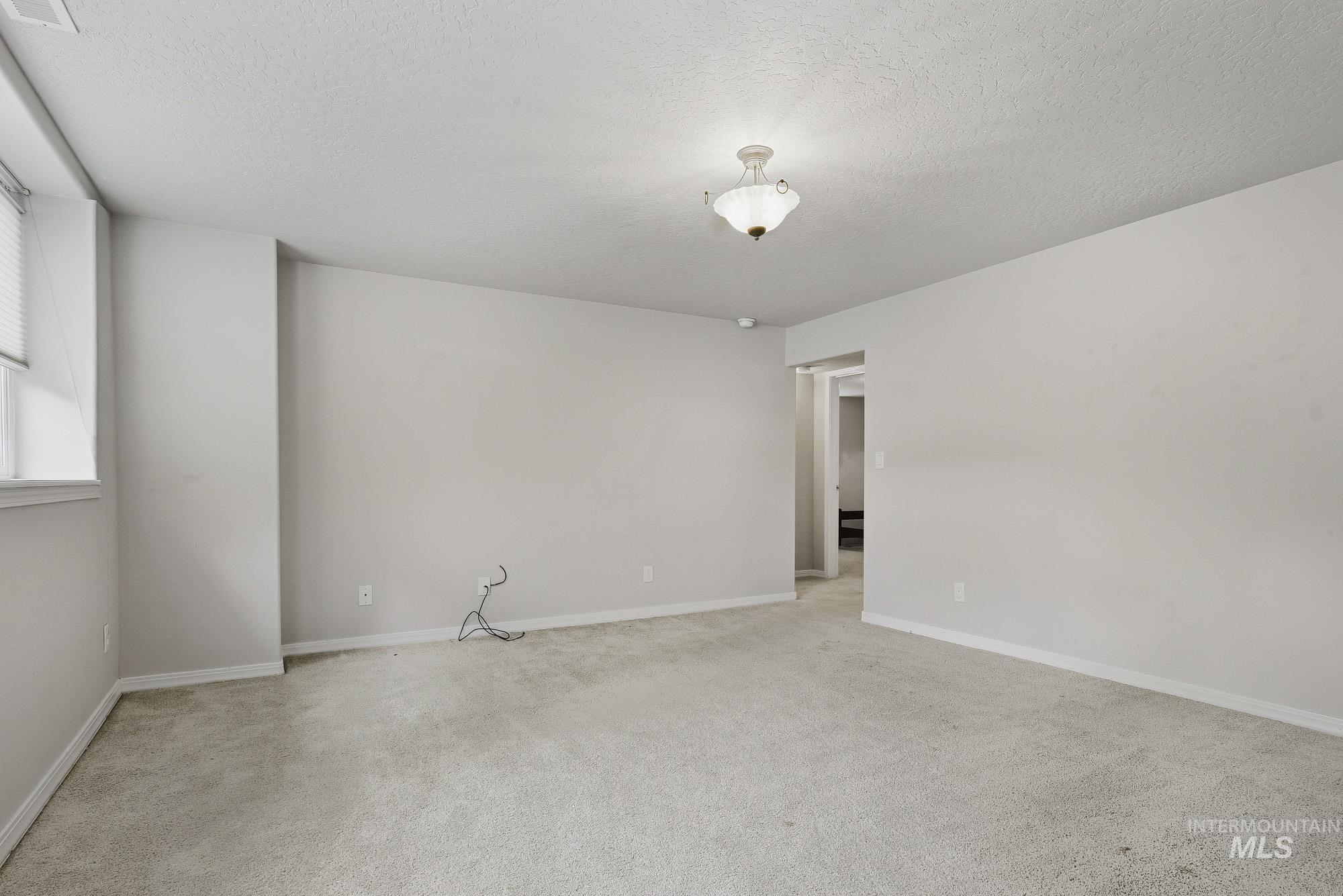 3043 S Slate Creek Way Property Photo 33