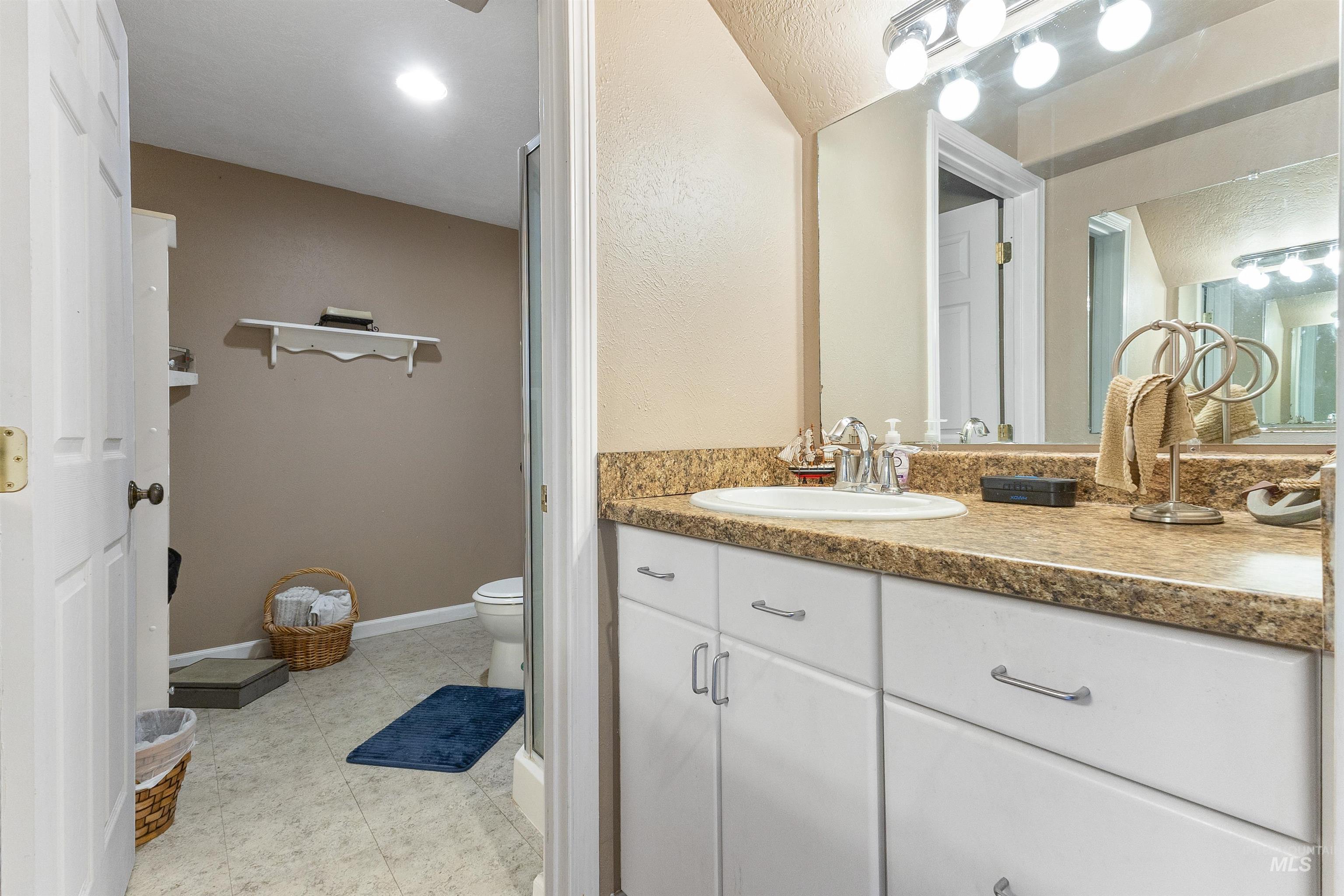 2425 N Redway Road Property Photo 29