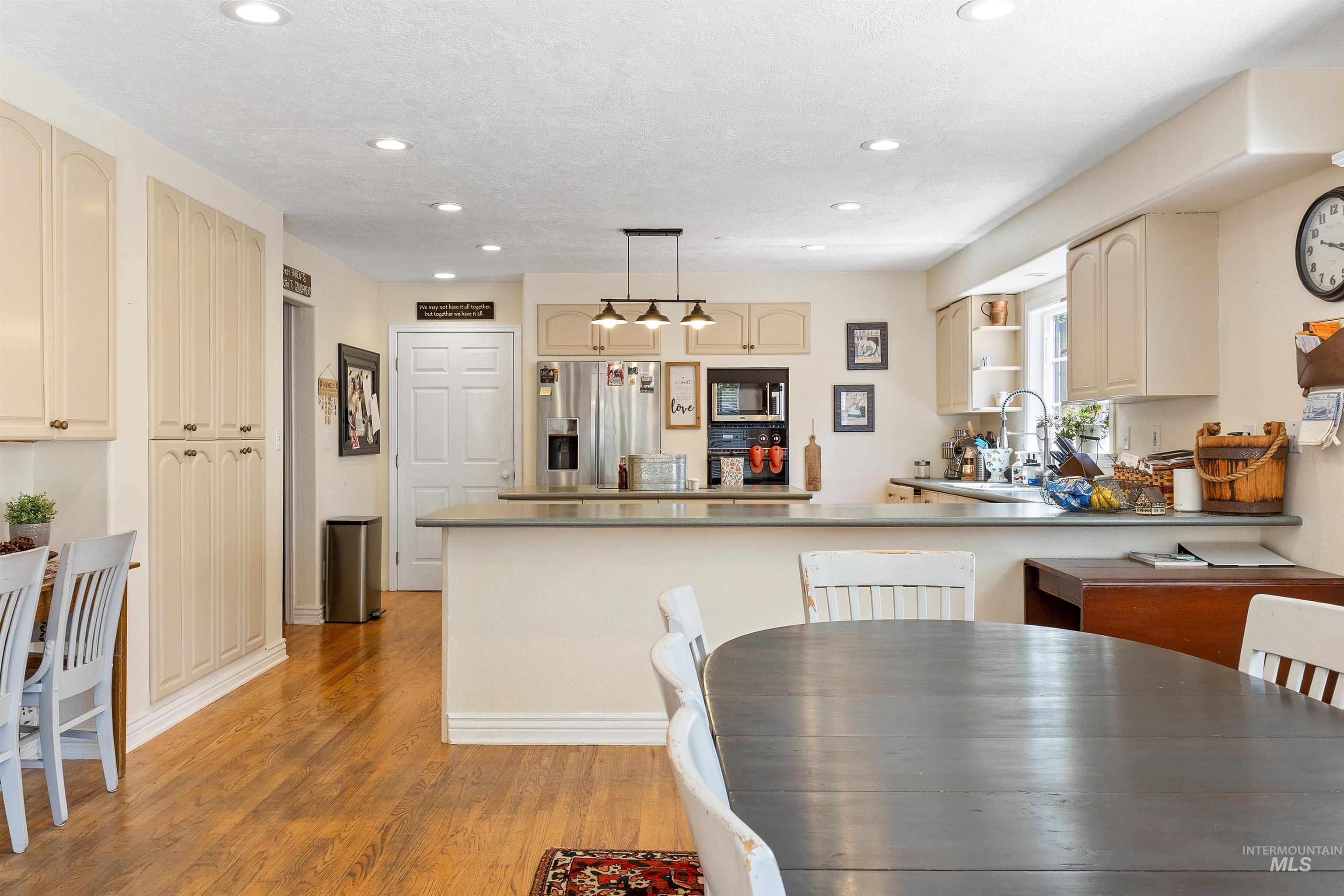 2425 N Redway Road Property Photo 39
