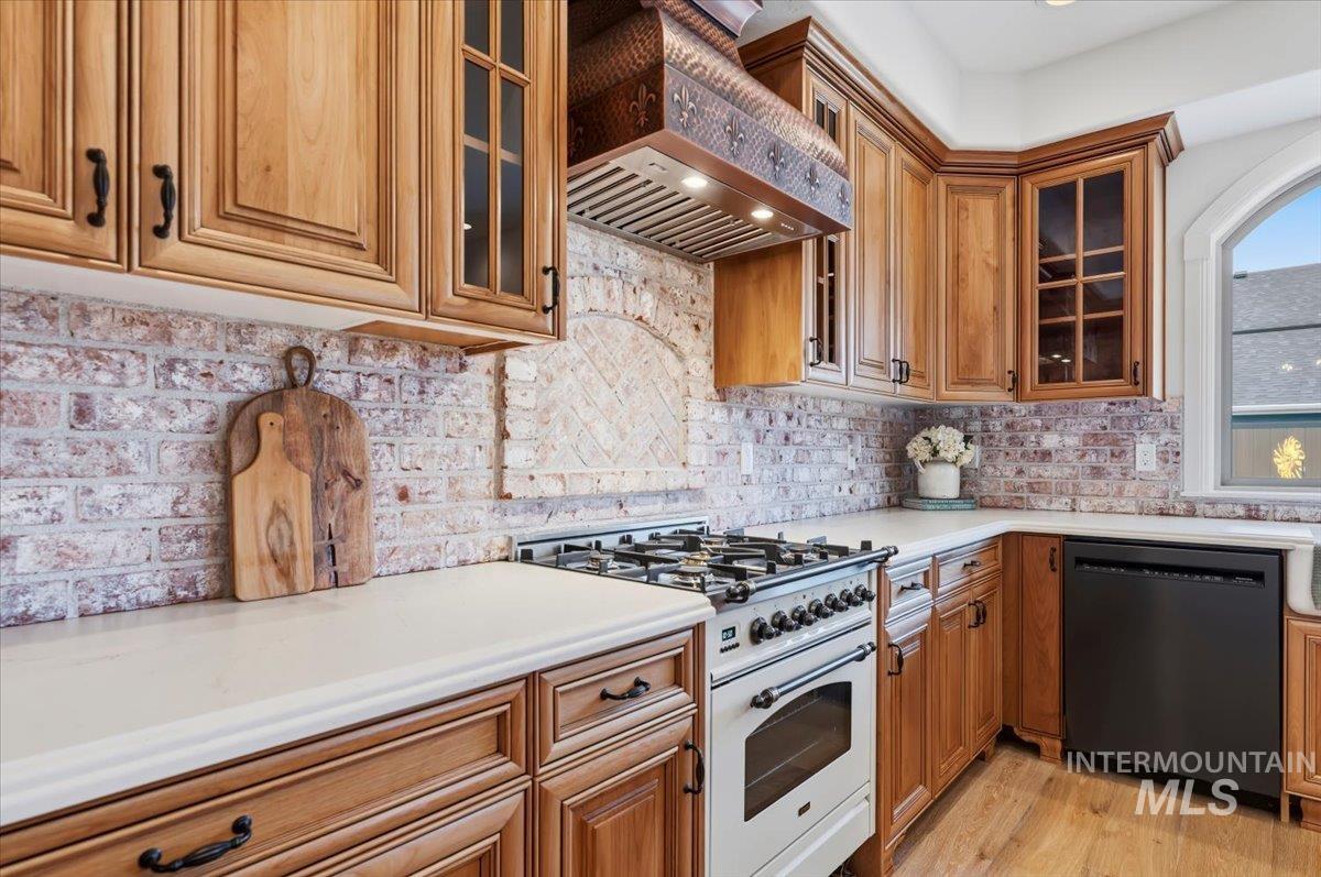 2016 E Mainacht St Property Photo 11