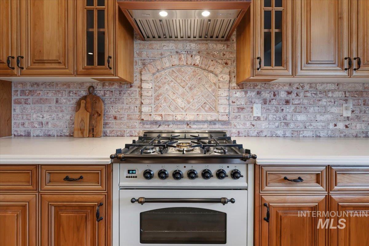 2016 E Mainacht St Property Photo 13