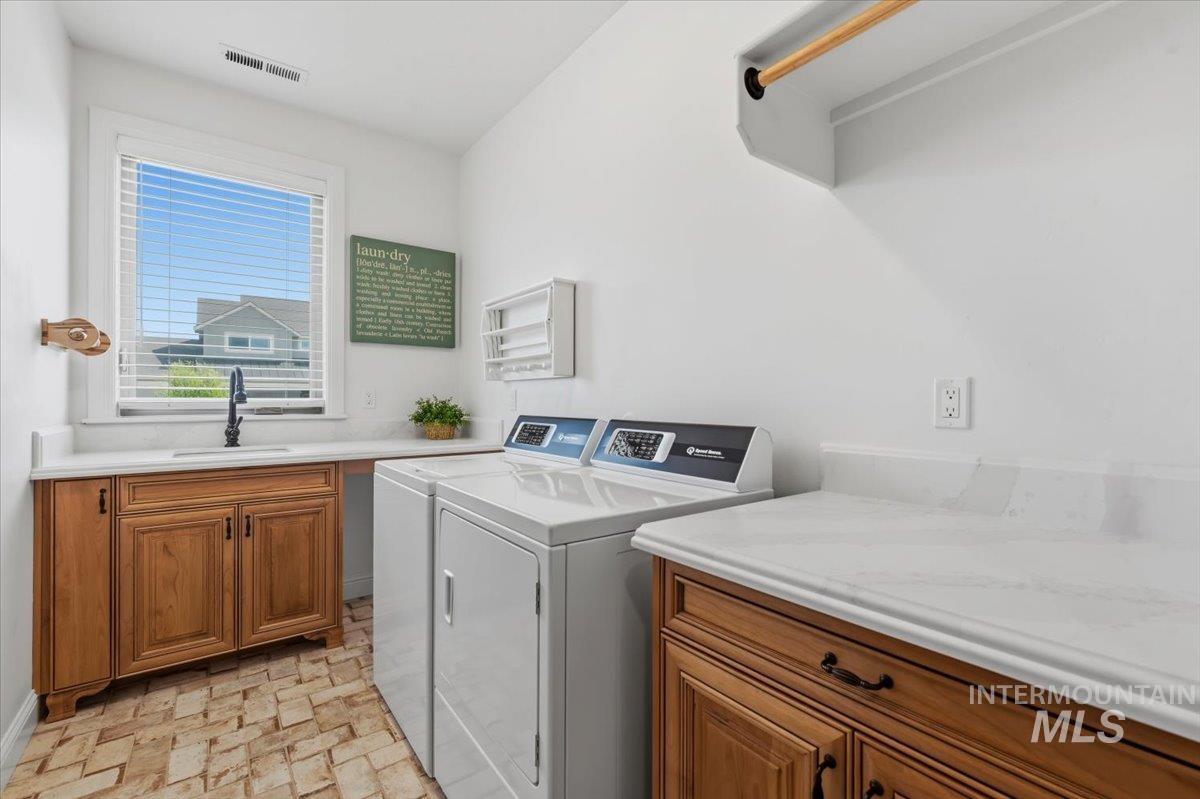 2016 E Mainacht St Property Photo 30