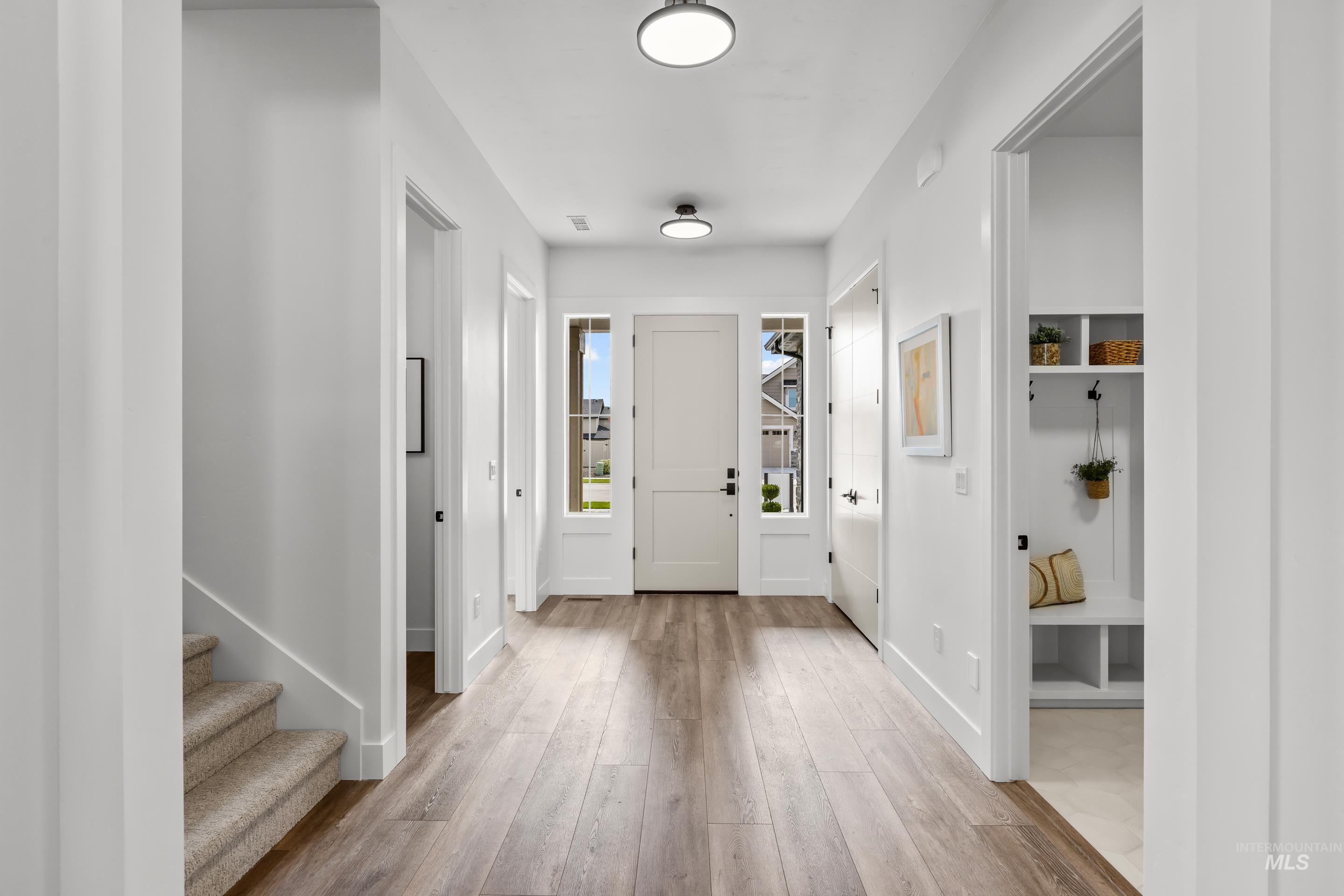 Lt 13 Blk 7 E Strut Way Property Photo 3