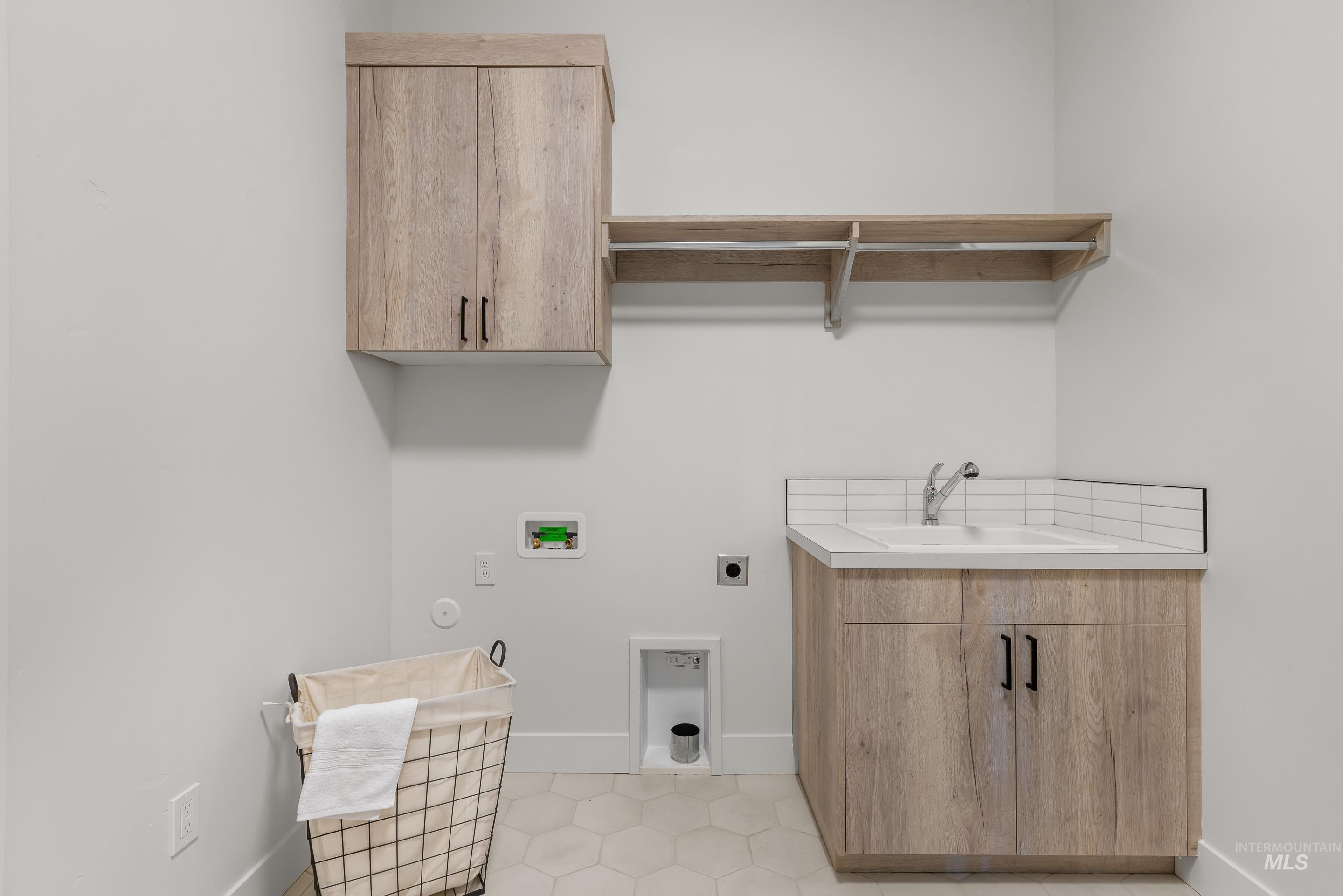 Lt 13 Blk 7 E Strut Way Property Photo 37