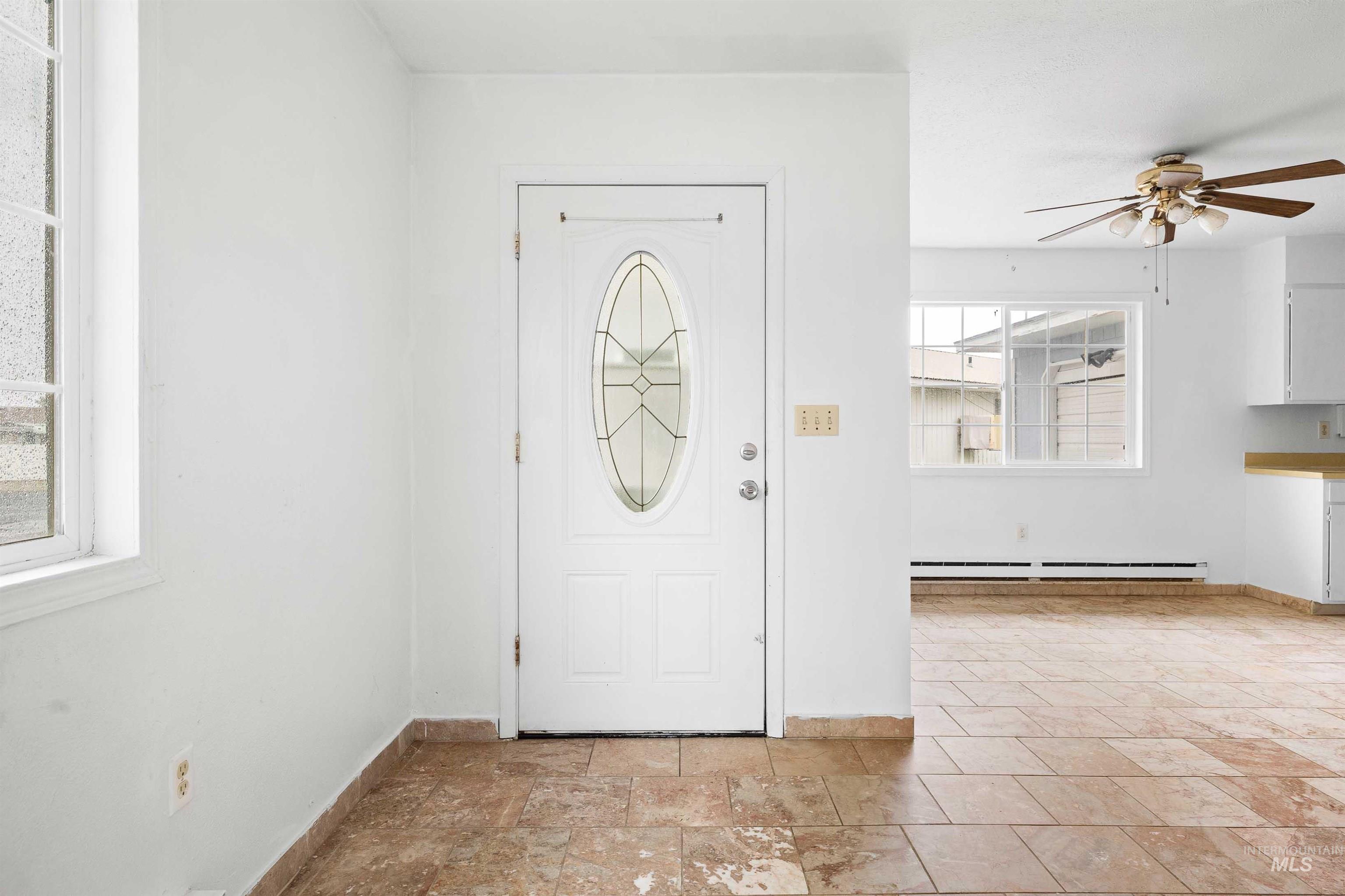 1850 18th Circle Drive Property Photo 3